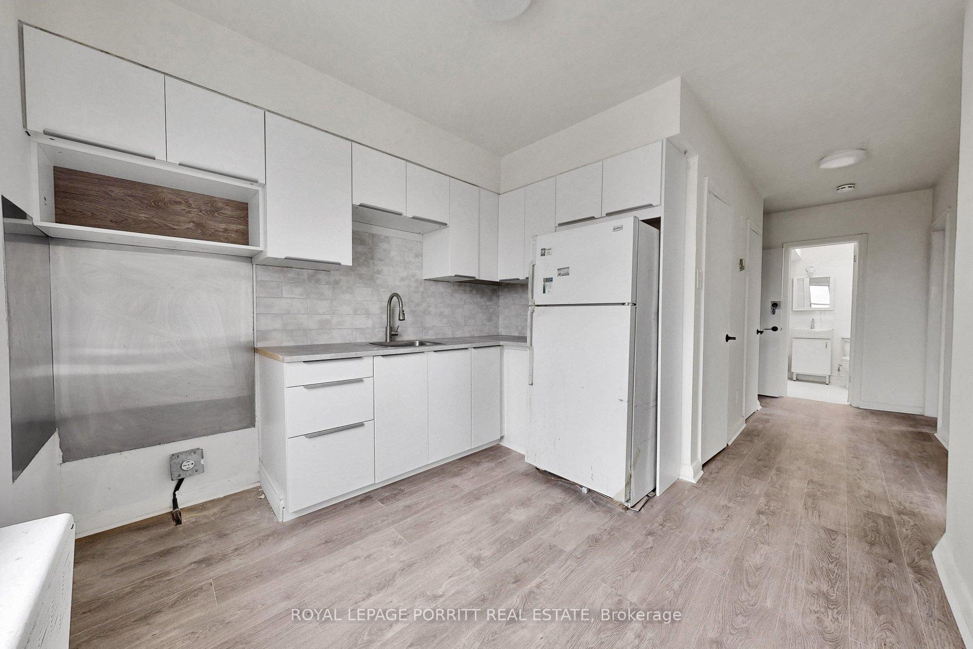 Photo 25 of 2633 Eglinton Avenue E, Scarborough, Kennedy Park — HOMEH