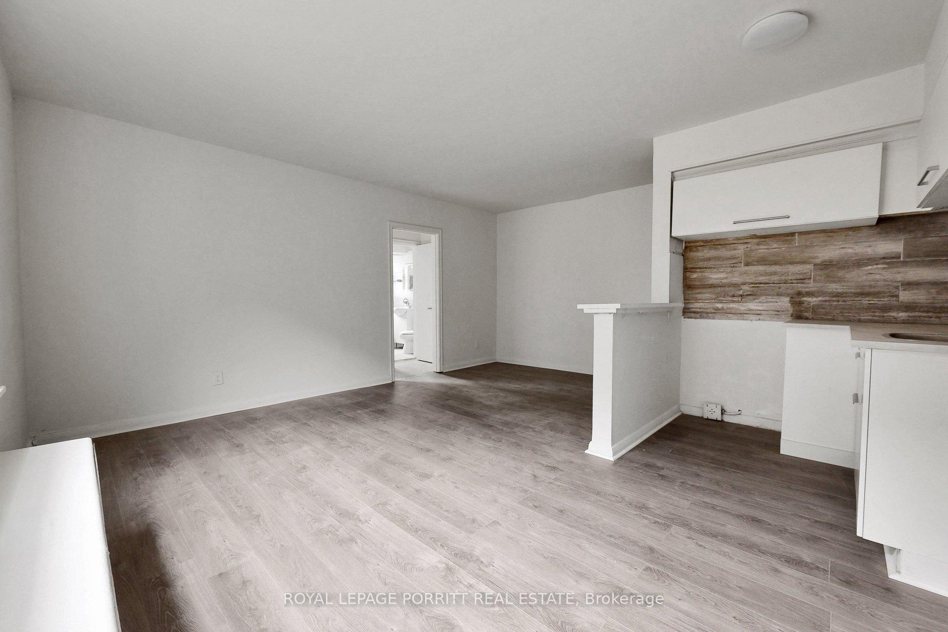 Photo 34 of 2633 Eglinton Avenue E, Scarborough, Kennedy Park — HOMEH