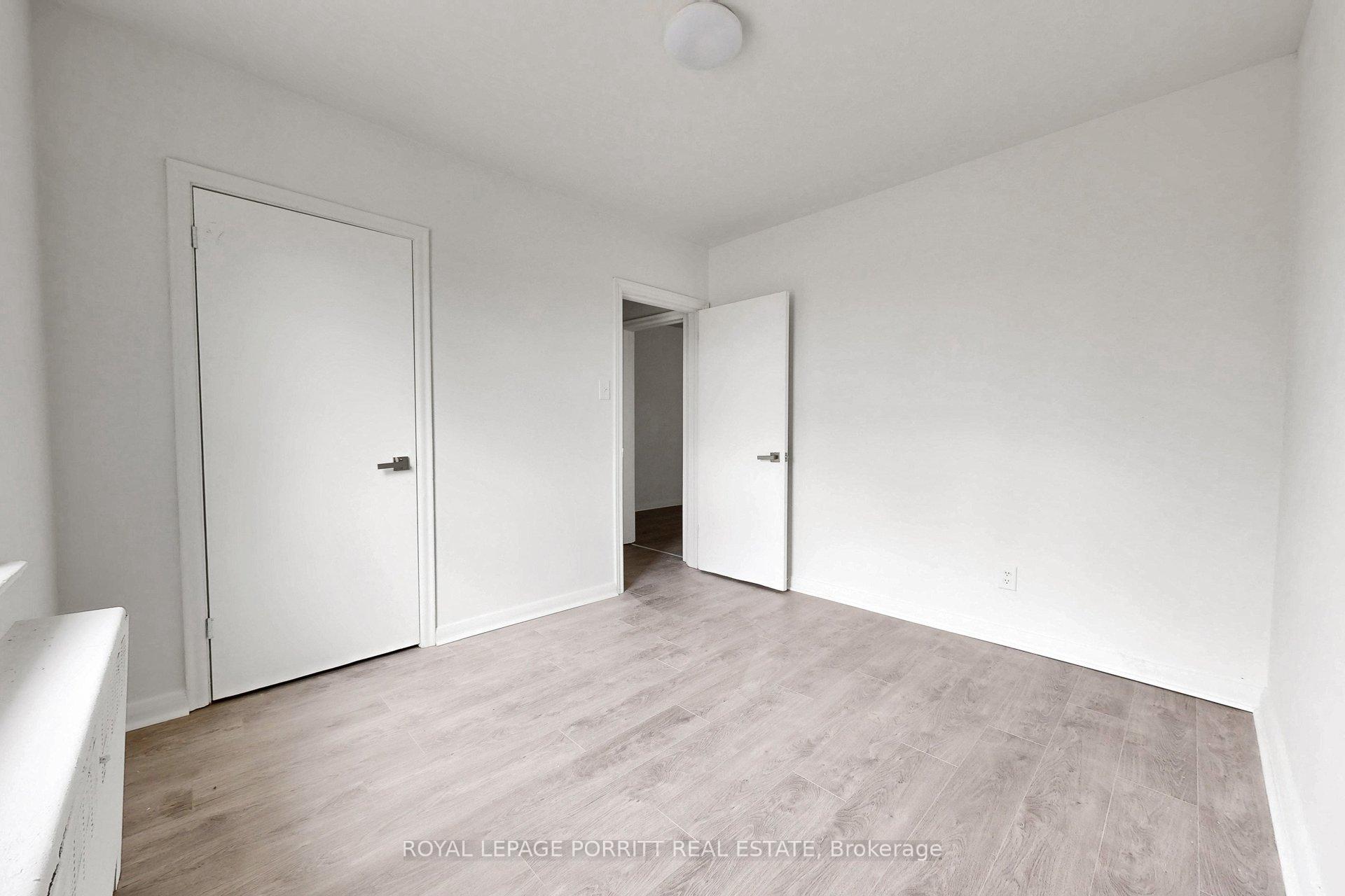 Photo 39 of 2633 Eglinton Avenue E, Scarborough, Kennedy Park — HOMEH