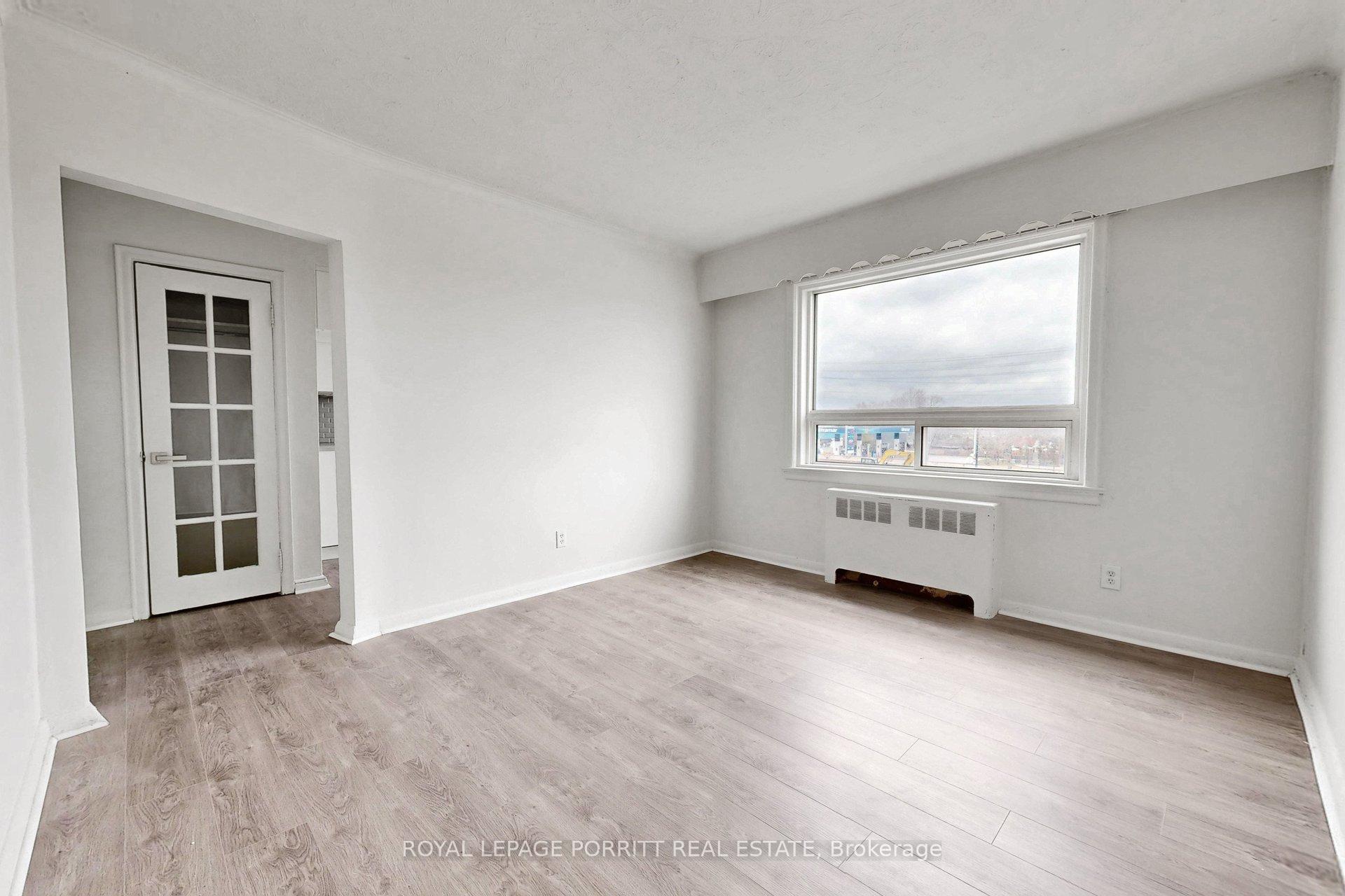 Photo 46 of 2633 Eglinton Avenue E, Scarborough, Kennedy Park — HOMEH