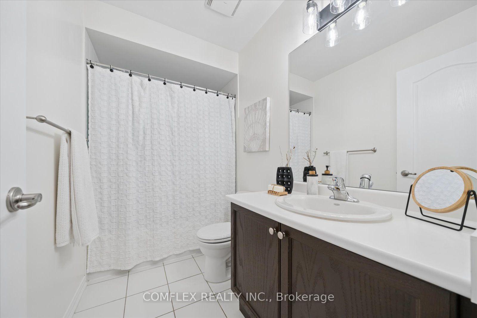Photo 36 of 59 Hodnett Crescent, Clarington, Newcastle — HOMEH