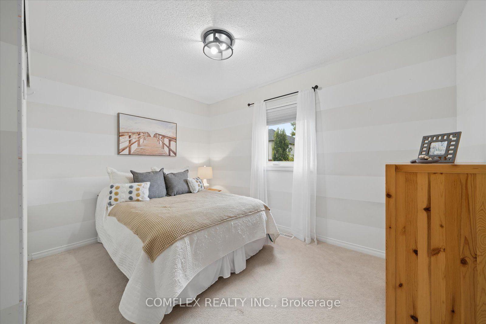 Photo 37 of 59 Hodnett Crescent, Clarington, Newcastle — HOMEH