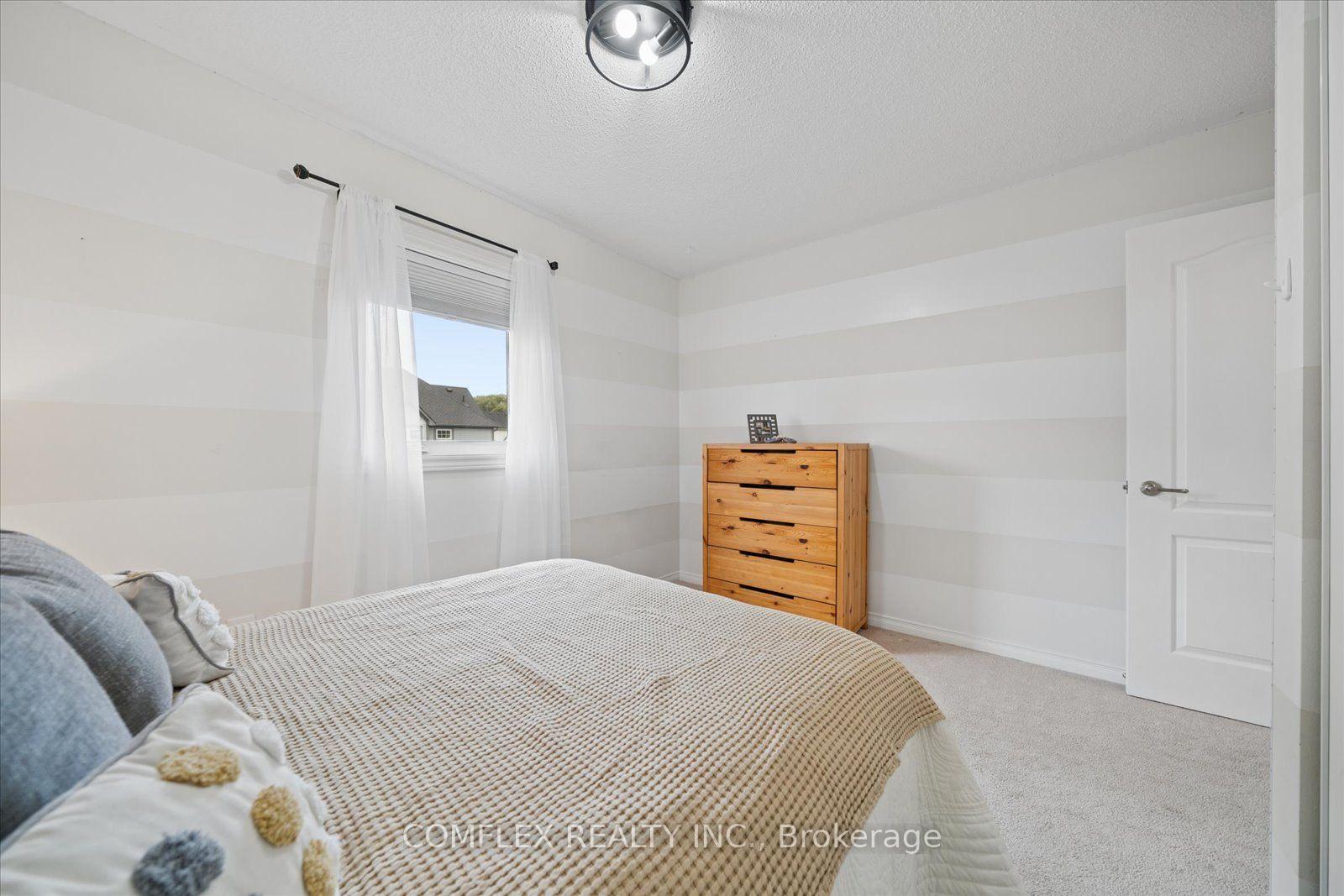 Photo 39 of 59 Hodnett Crescent, Clarington, Newcastle — HOMEH