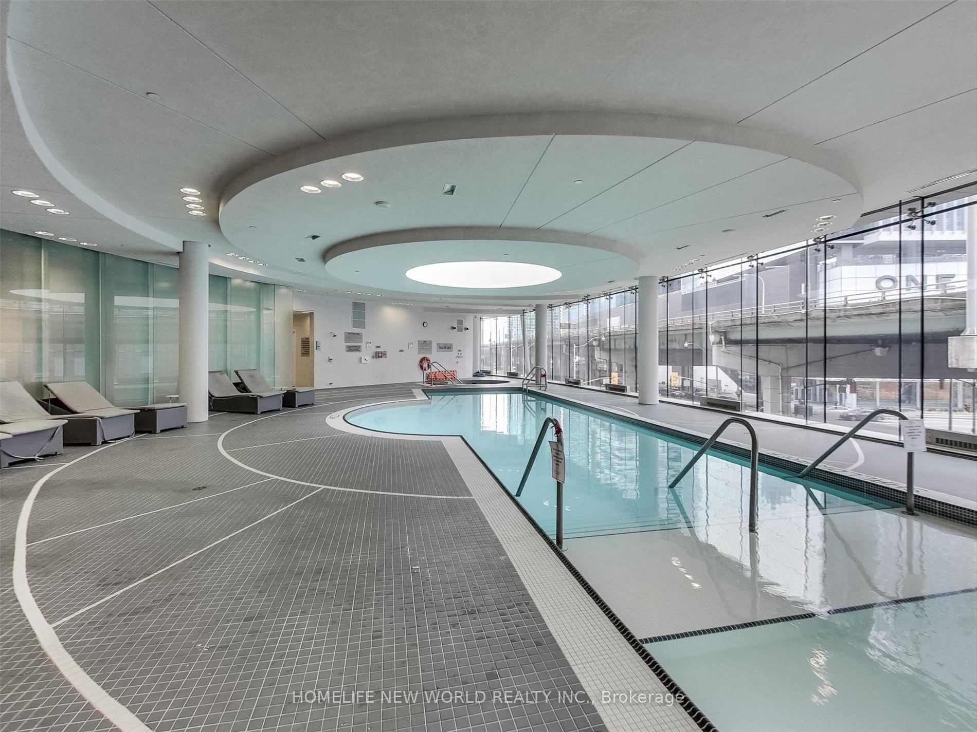 Photo 11 of Unit 5709, 14 York Street, Toronto, Waterfront Communities — HOMEH