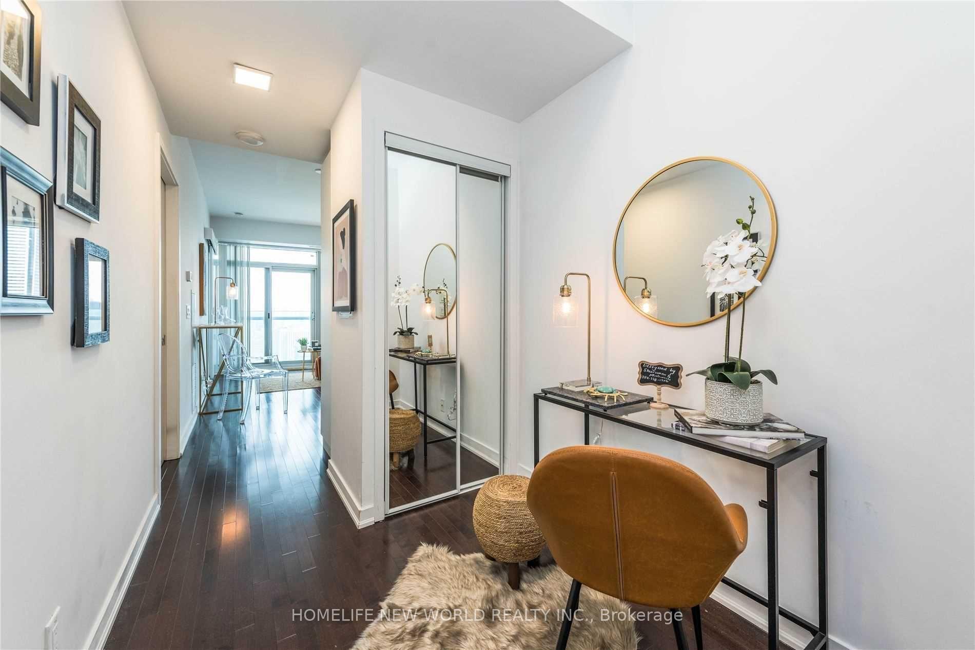 Photo 18 of Unit 5709, 14 York Street, Toronto, Waterfront Communities — HOMEH