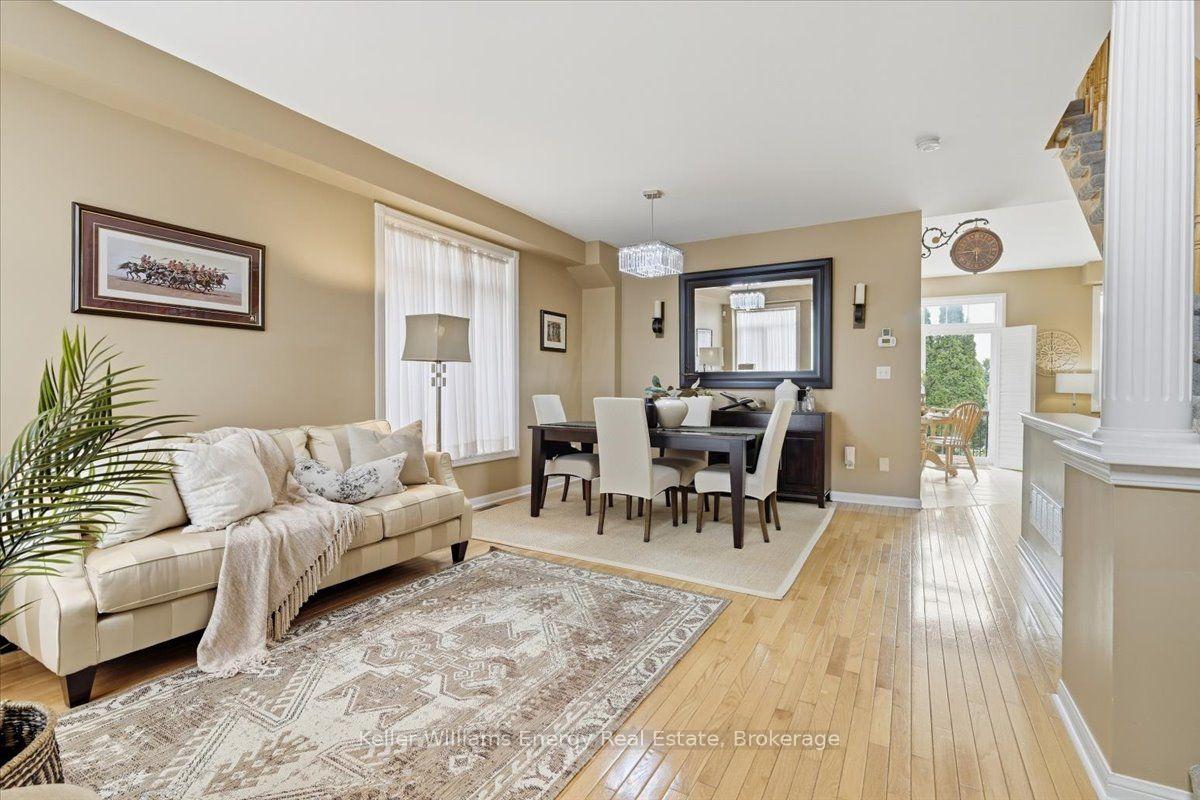 Photo 8 of 27 Dent Street, Ajax, Northwest Ajax — HOMEH