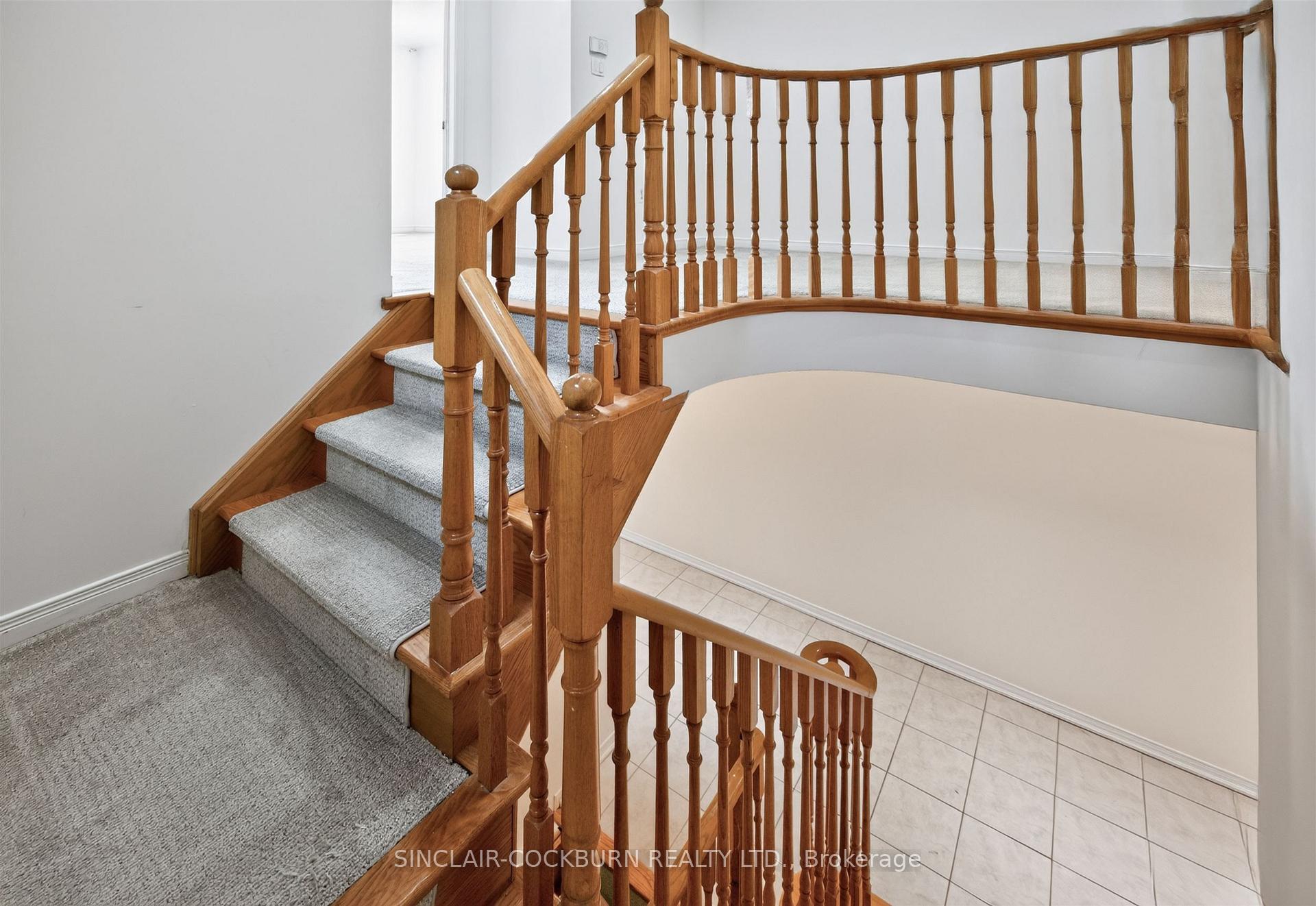 Photo 14 of 14 Barr Crescent, Aurora, Bayview Northeast — HOMEH