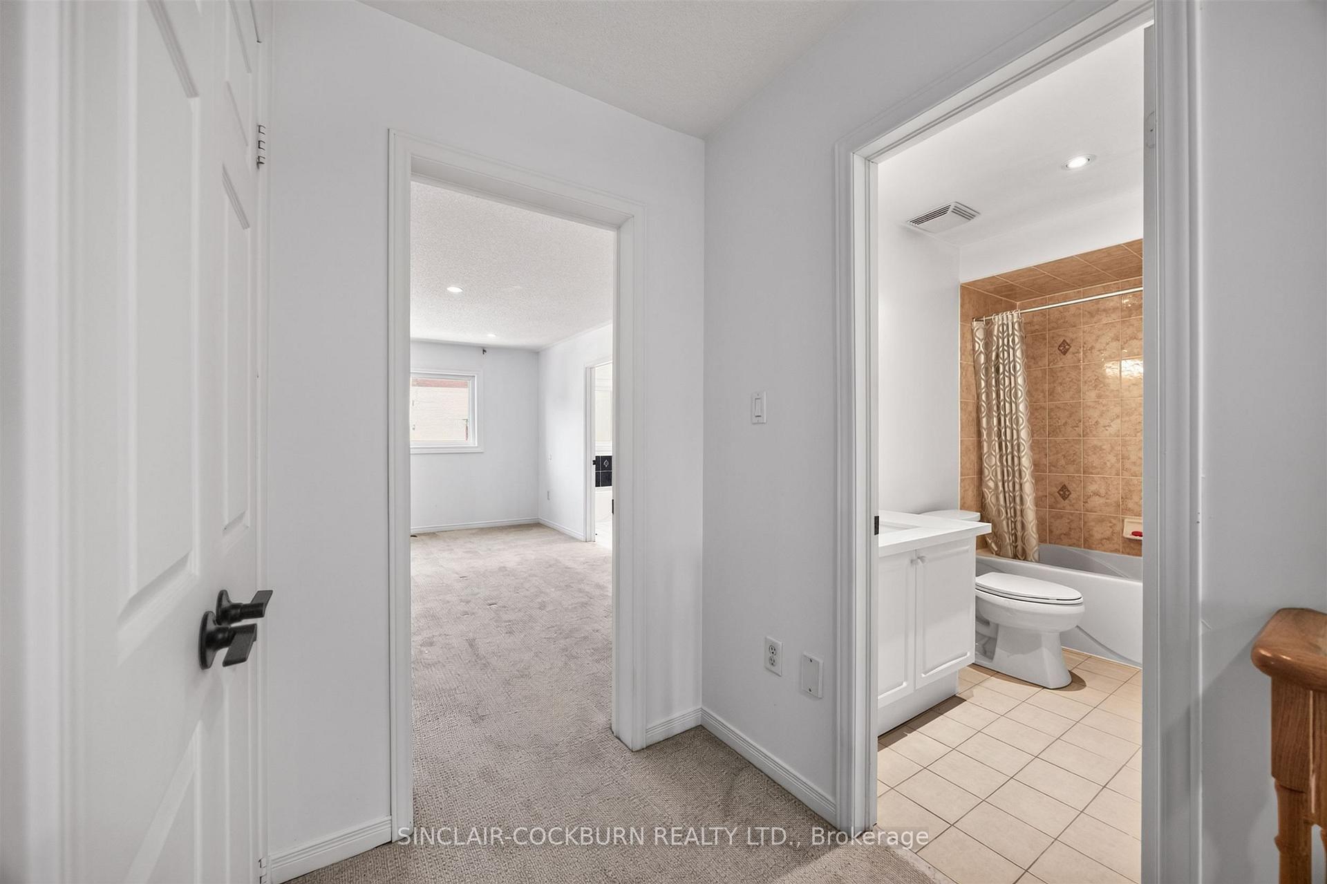 Photo 20 of 14 Barr Crescent, Aurora, Bayview Northeast — HOMEH