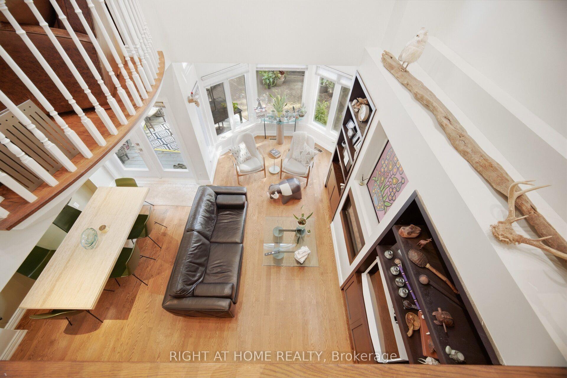 Photo 16 of 219 Broadway Avenue, Toronto, Mount Pleasant East — HOMEH