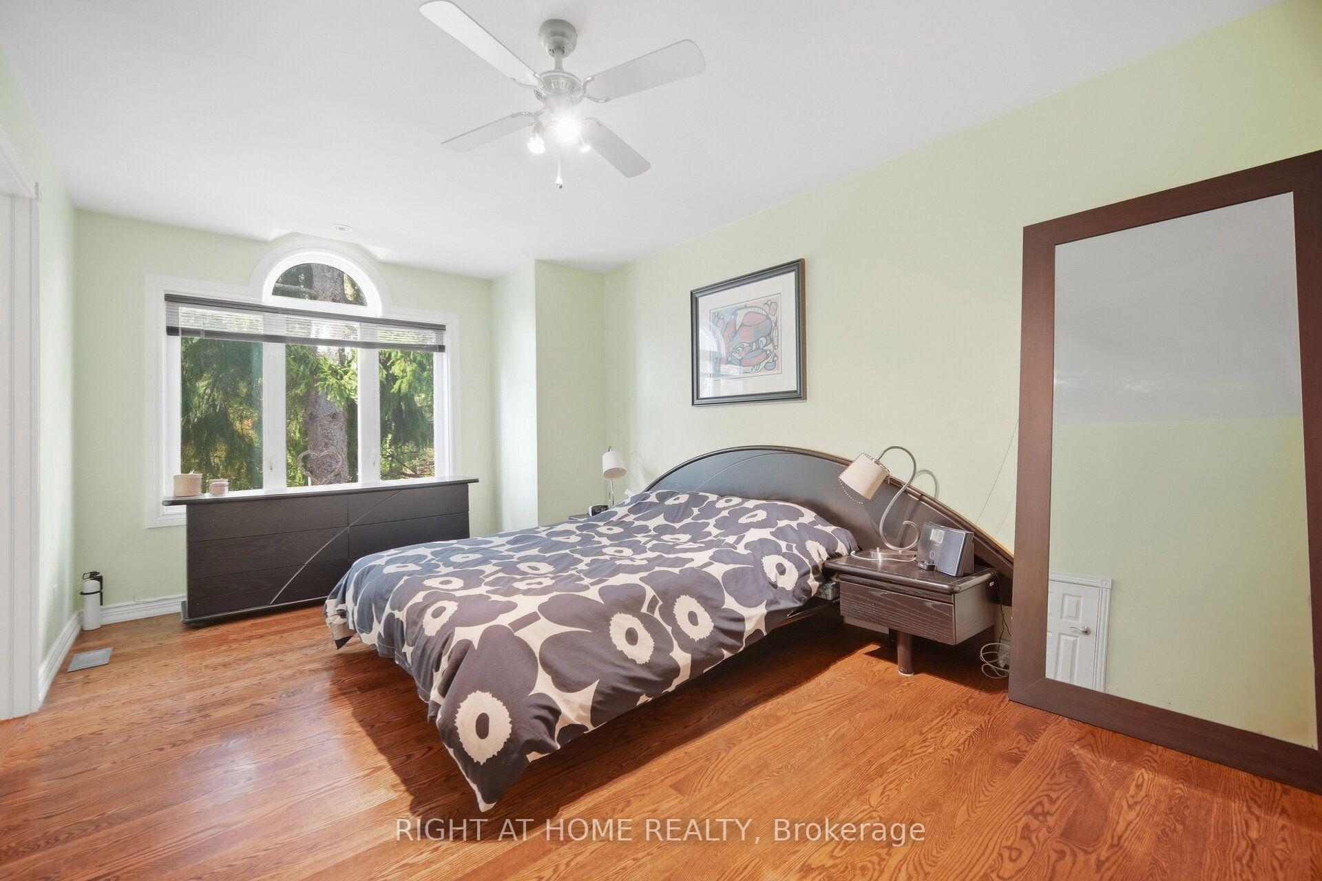 Photo 17 of 219 Broadway Avenue, Toronto, Mount Pleasant East — HOMEH