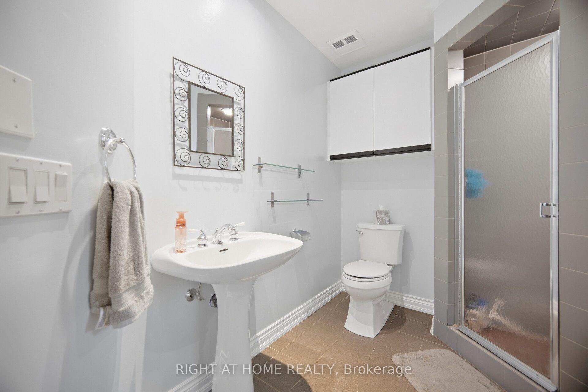 Photo 20 of 219 Broadway Avenue, Toronto, Mount Pleasant East — HOMEH