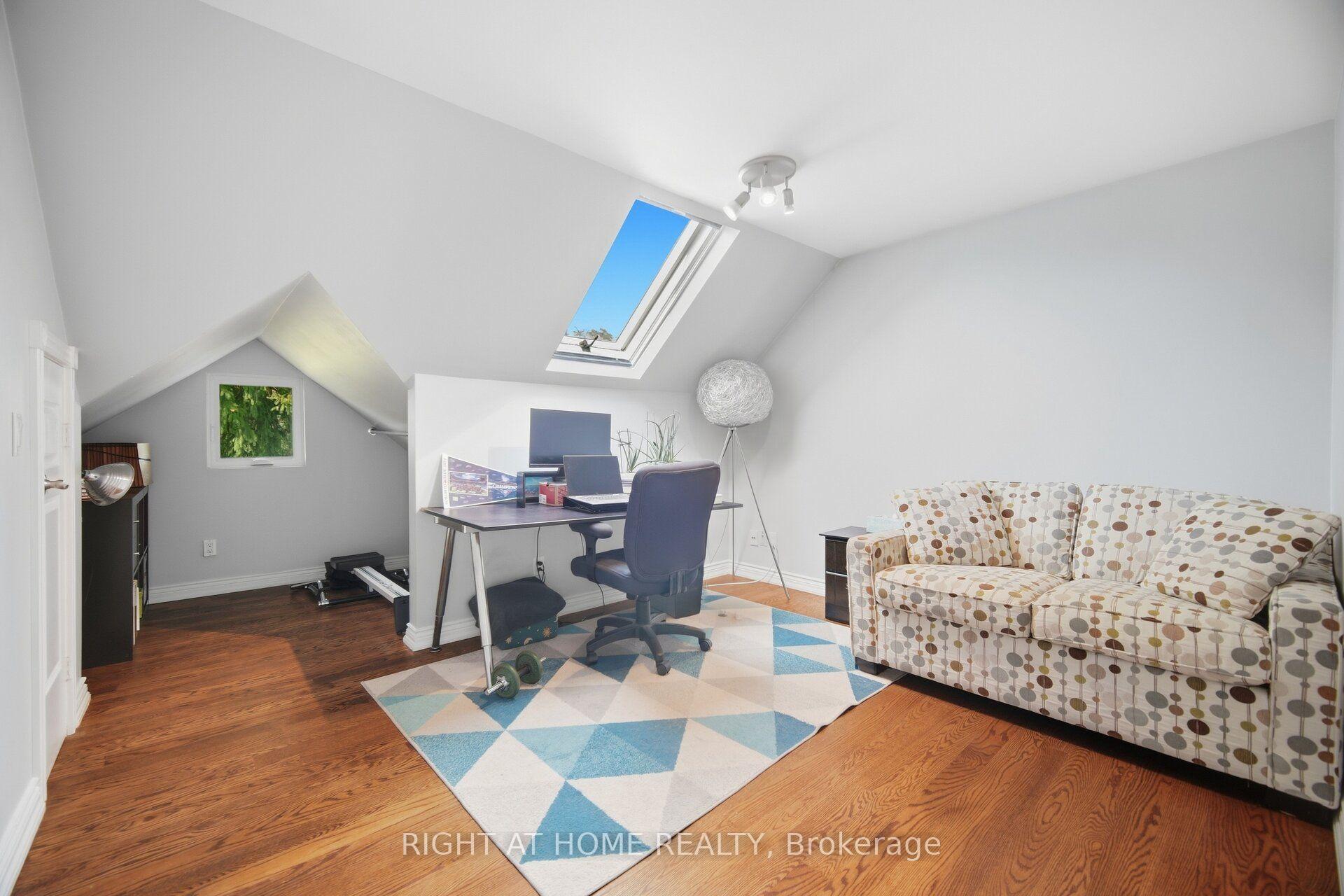 Photo 27 of 219 Broadway Avenue, Toronto, Mount Pleasant East — HOMEH