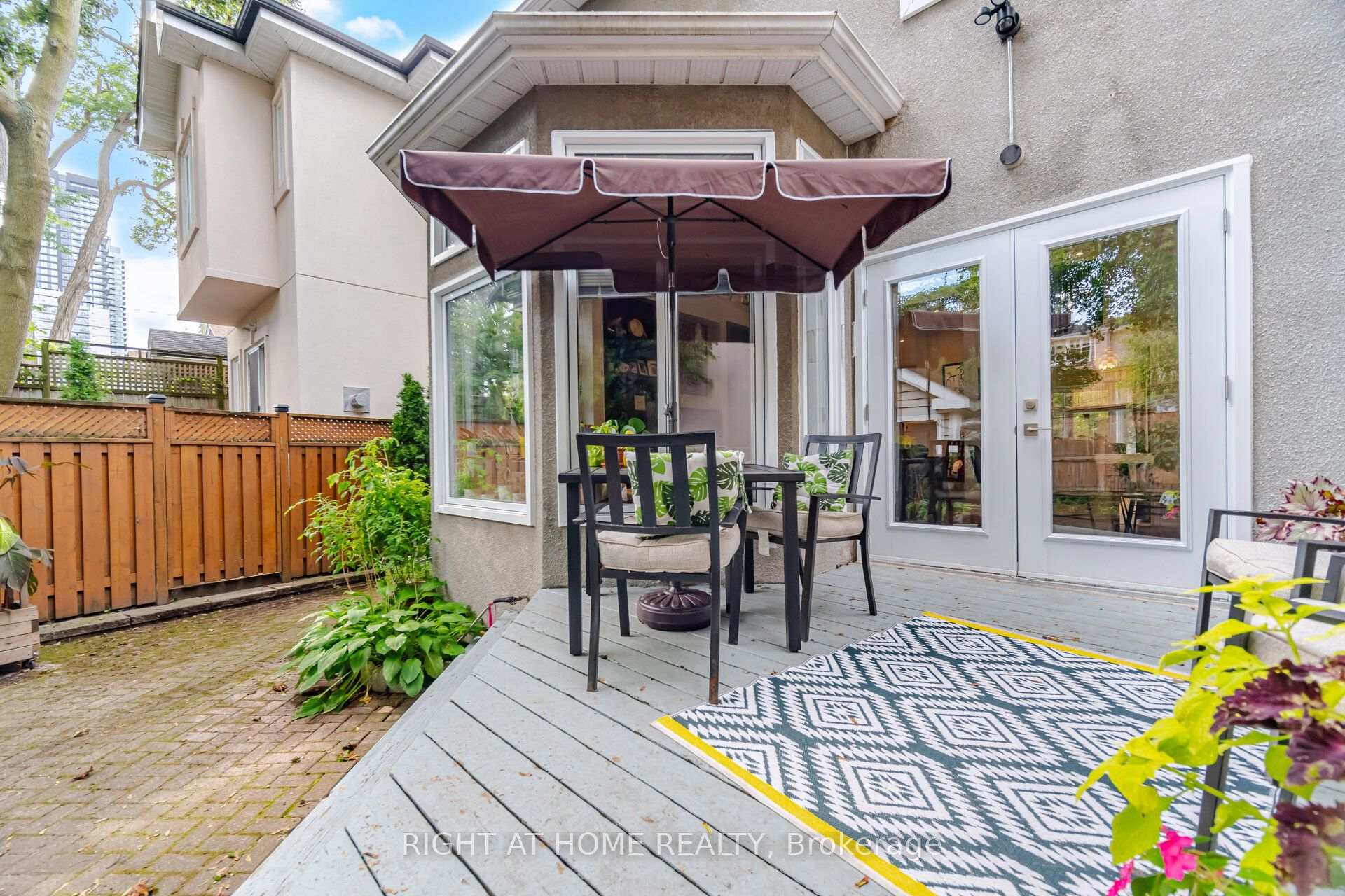 Photo 44 of 219 Broadway Avenue, Toronto, Mount Pleasant East — HOMEH