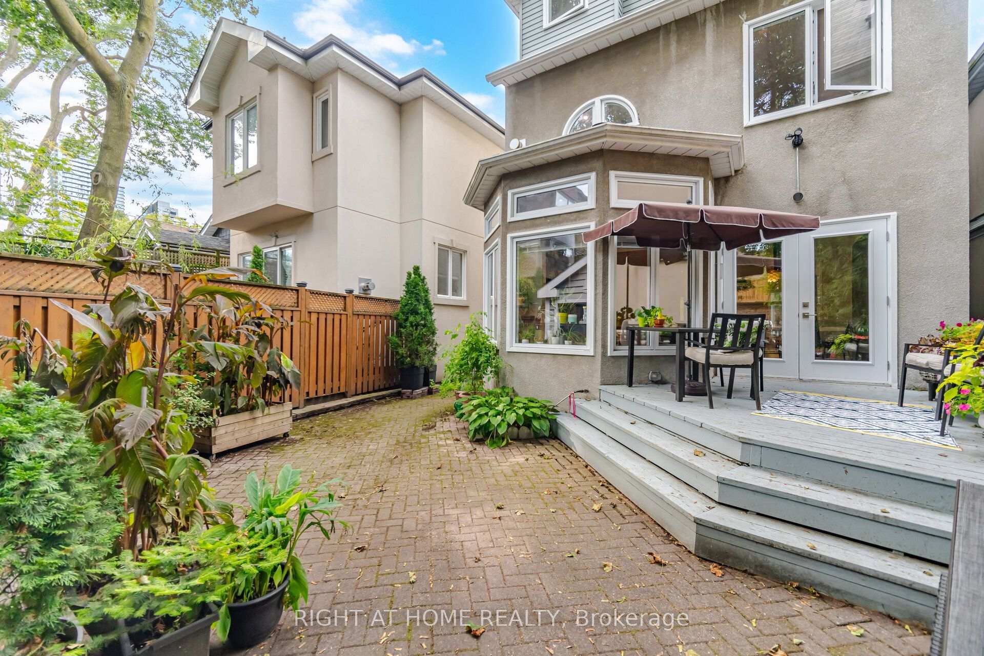 Photo 46 of 219 Broadway Avenue, Toronto, Mount Pleasant East — HOMEH