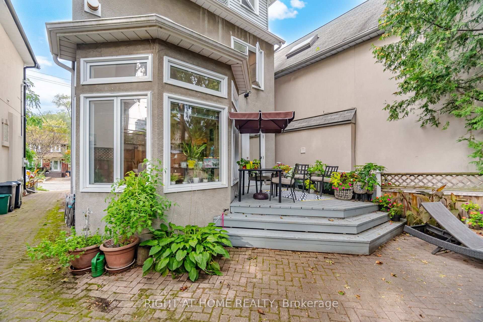 Photo 47 of 219 Broadway Avenue, Toronto, Mount Pleasant East — HOMEH