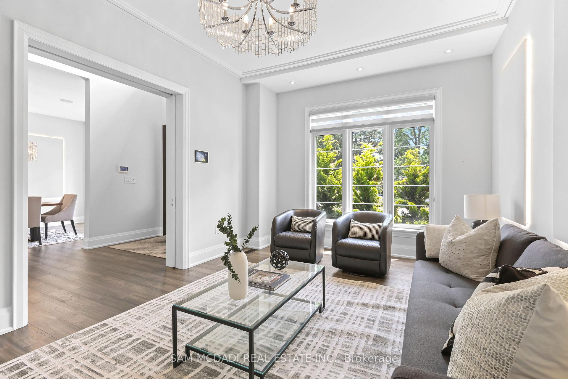 Photo 4 of 390 Sandhurst Drive, Oakville, West — HOMEH