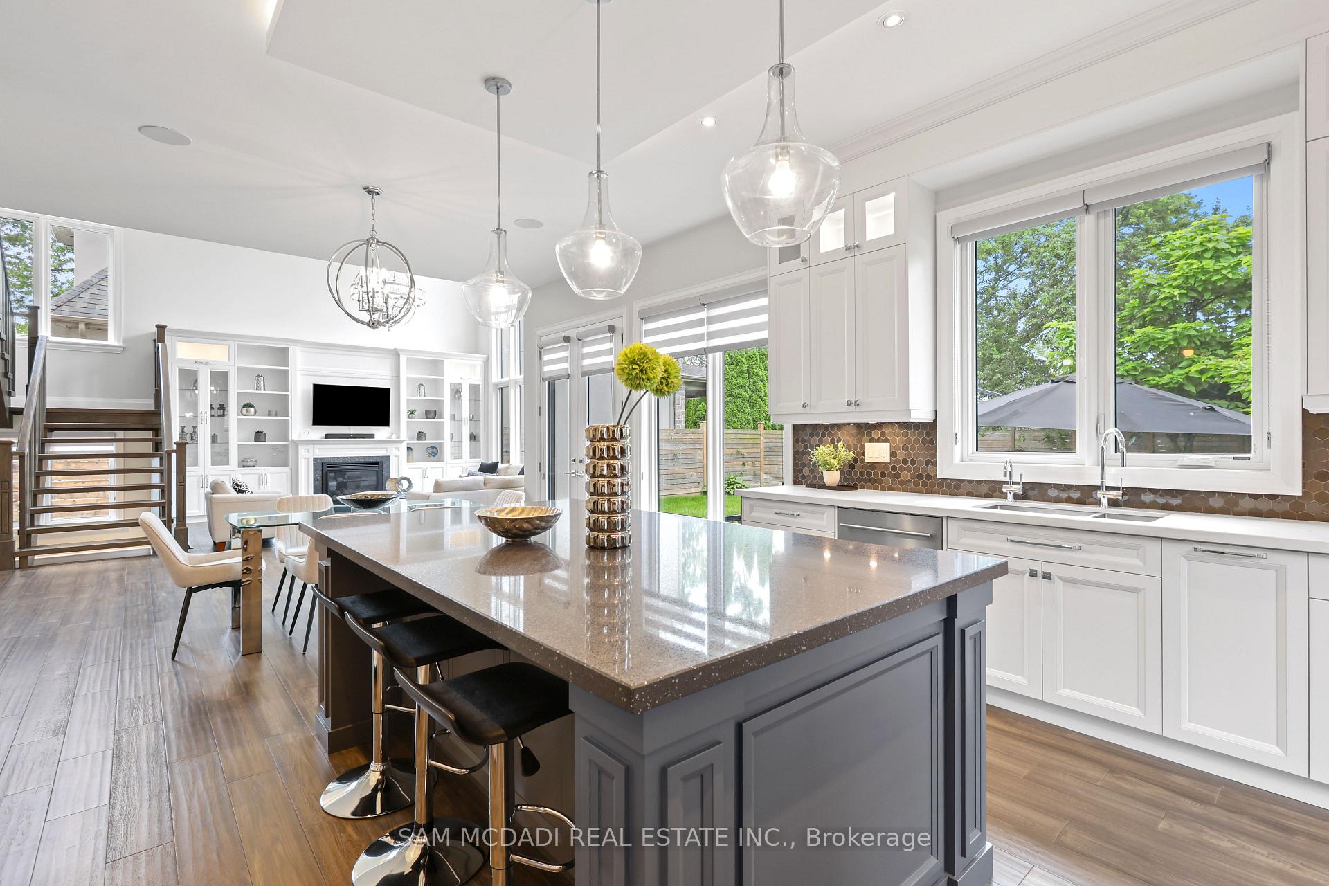 Photo 14 of 390 Sandhurst Drive, Oakville, West — HOMEH