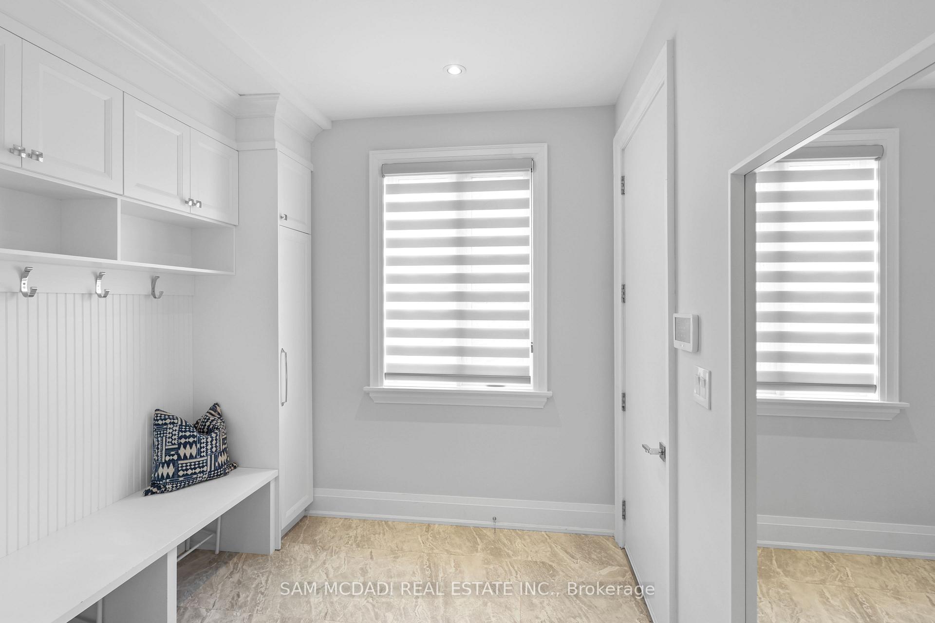 Photo 17 of 390 Sandhurst Drive, Oakville, West — HOMEH