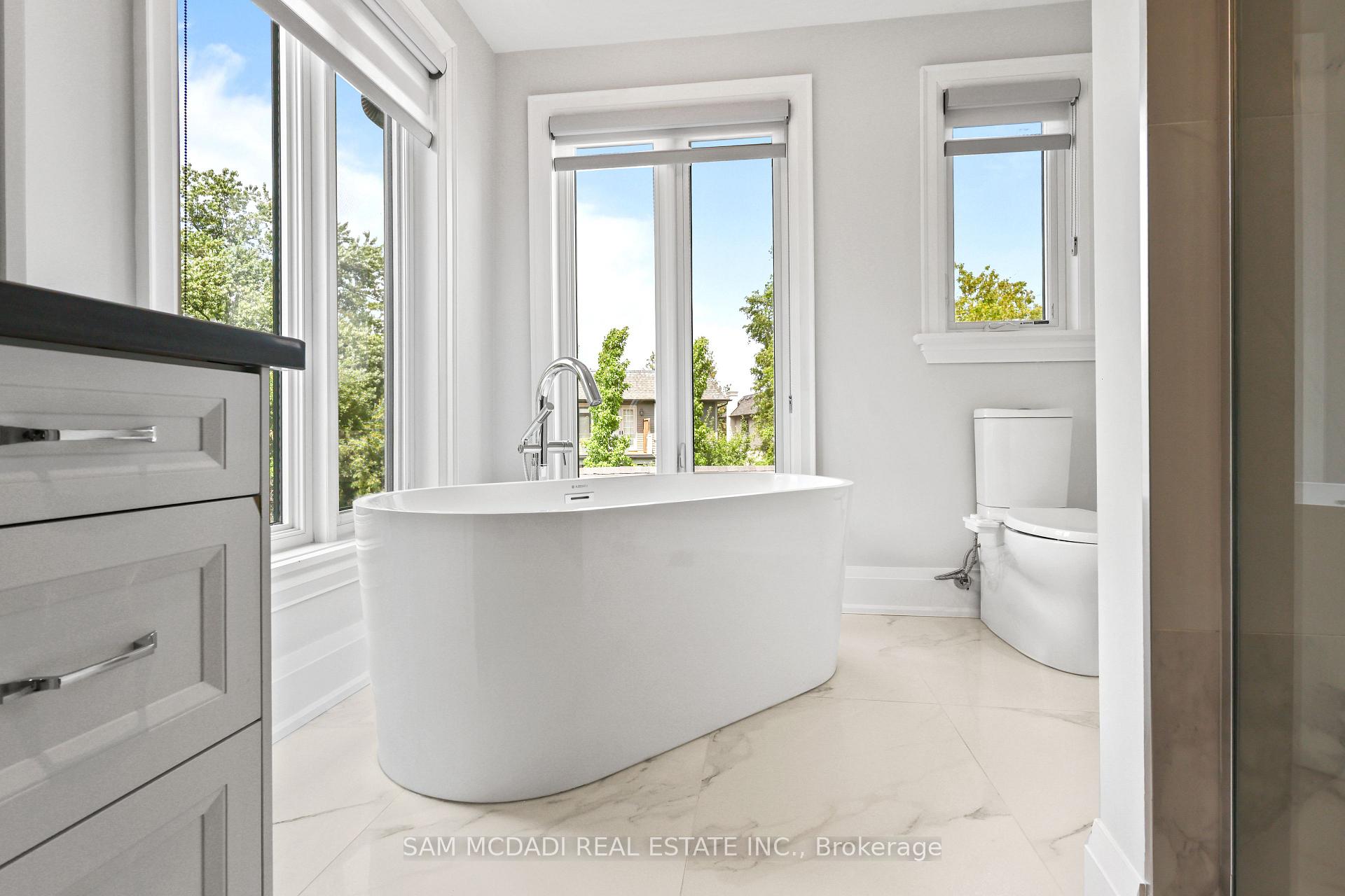 Photo 26 of 390 Sandhurst Drive, Oakville, West — HOMEH