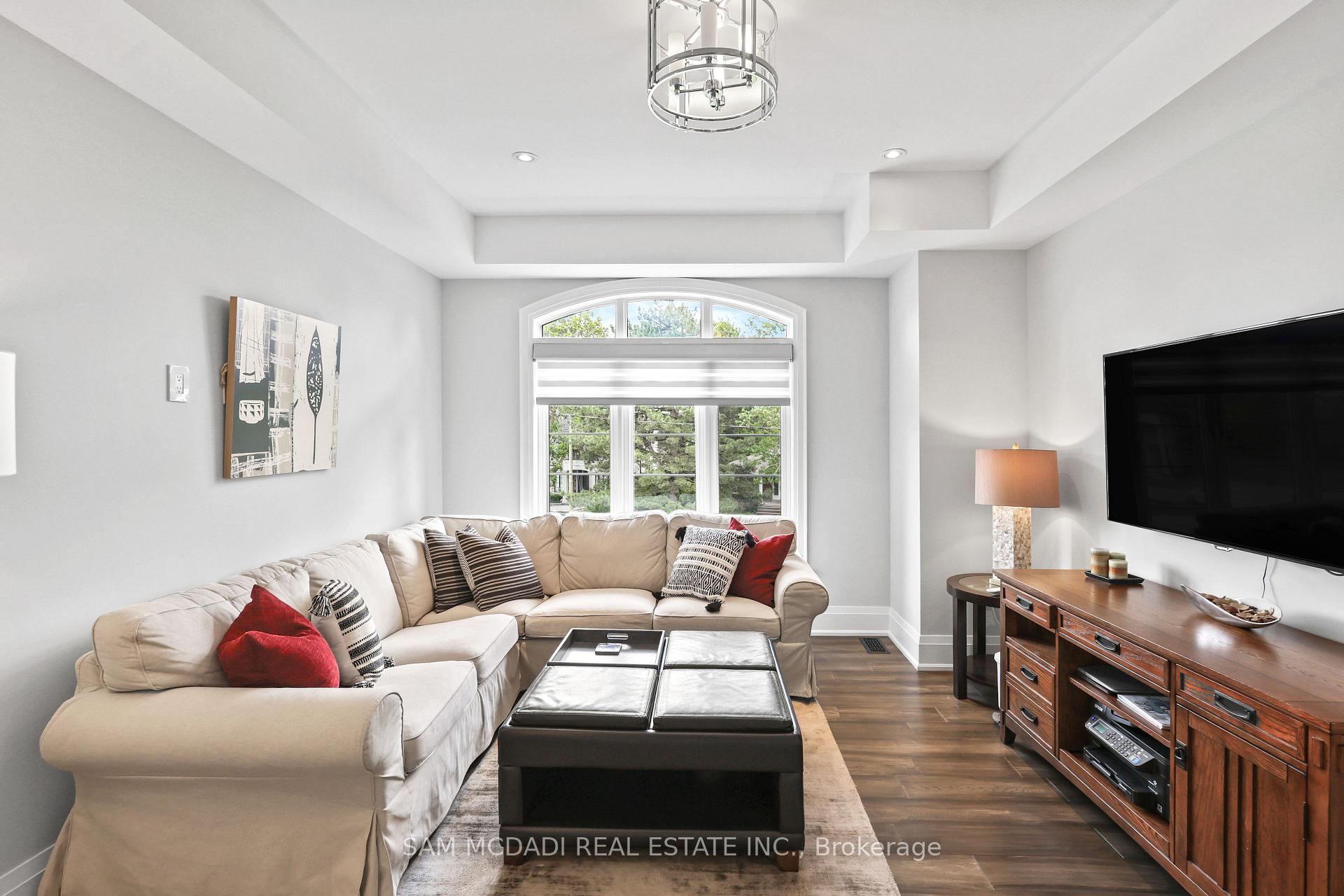 Photo 32 of 390 Sandhurst Drive, Oakville, West — HOMEH