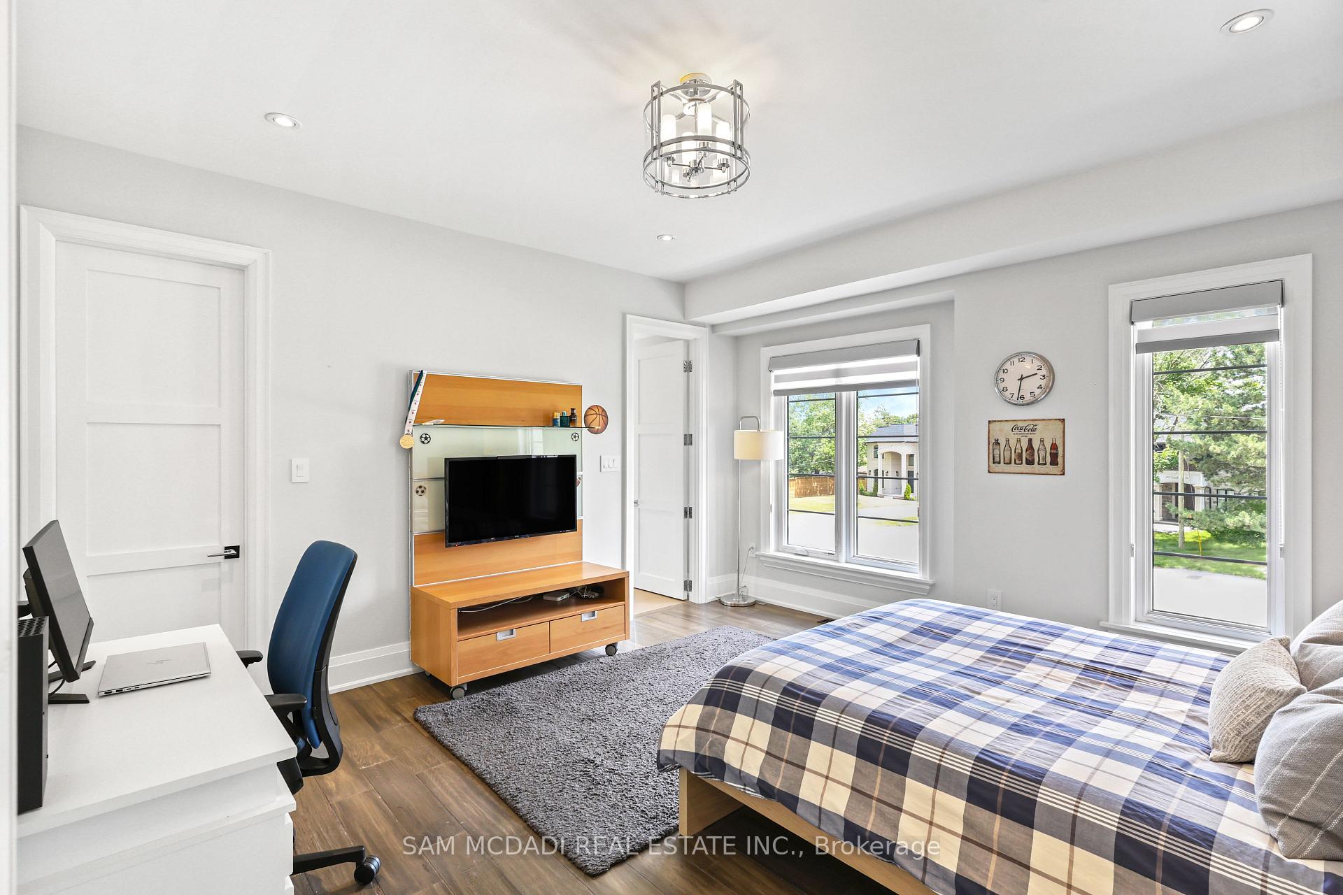 Photo 36 of 390 Sandhurst Drive, Oakville, West — HOMEH