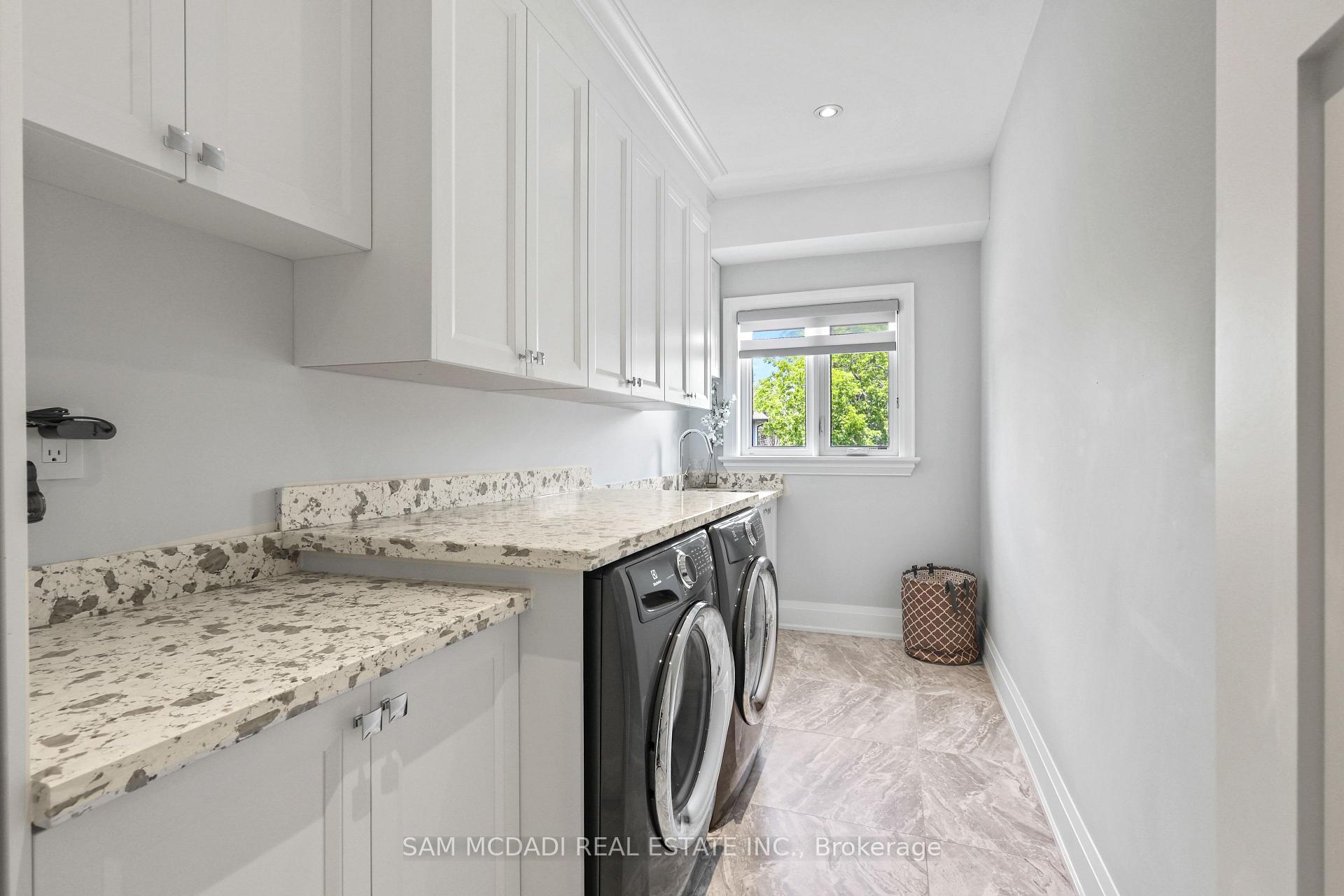 Photo 38 of 390 Sandhurst Drive, Oakville, West — HOMEH