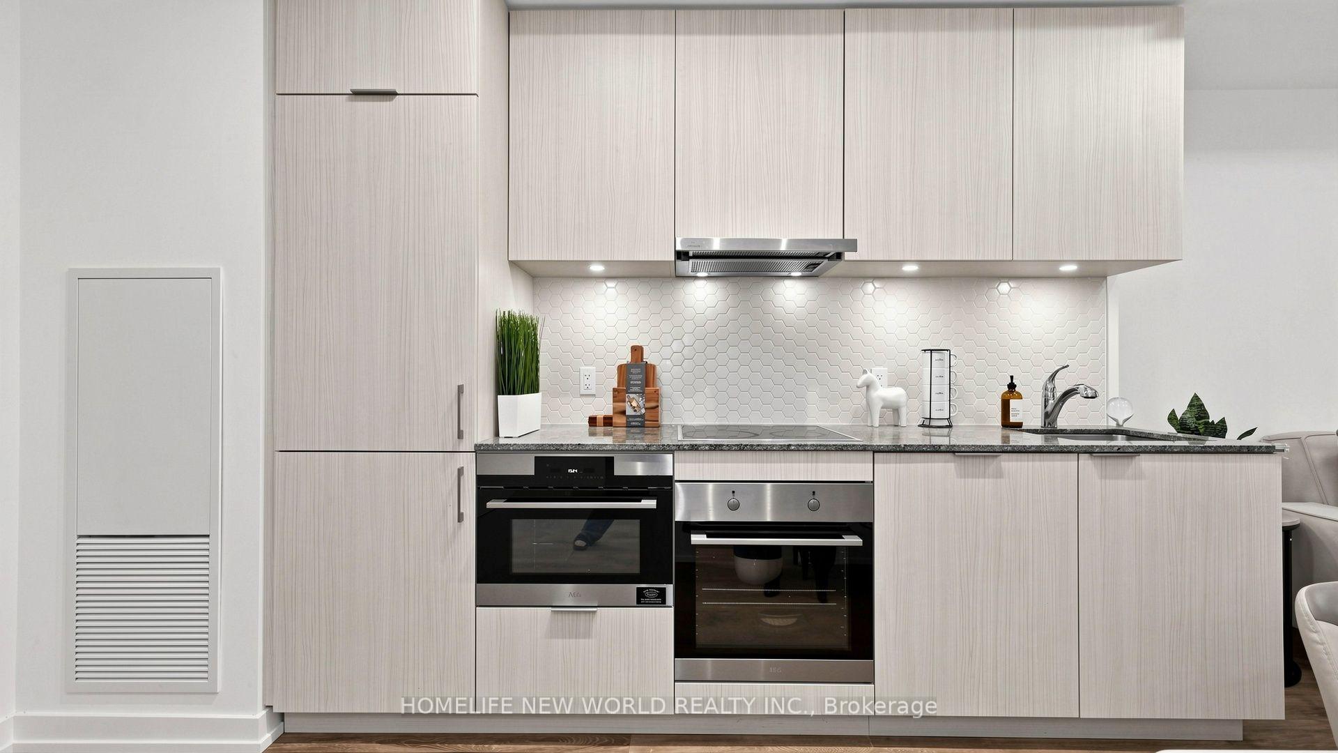 Photo 19 of Unit 813, 158 Front Street E, Toronto, Moss Park — HOMEH