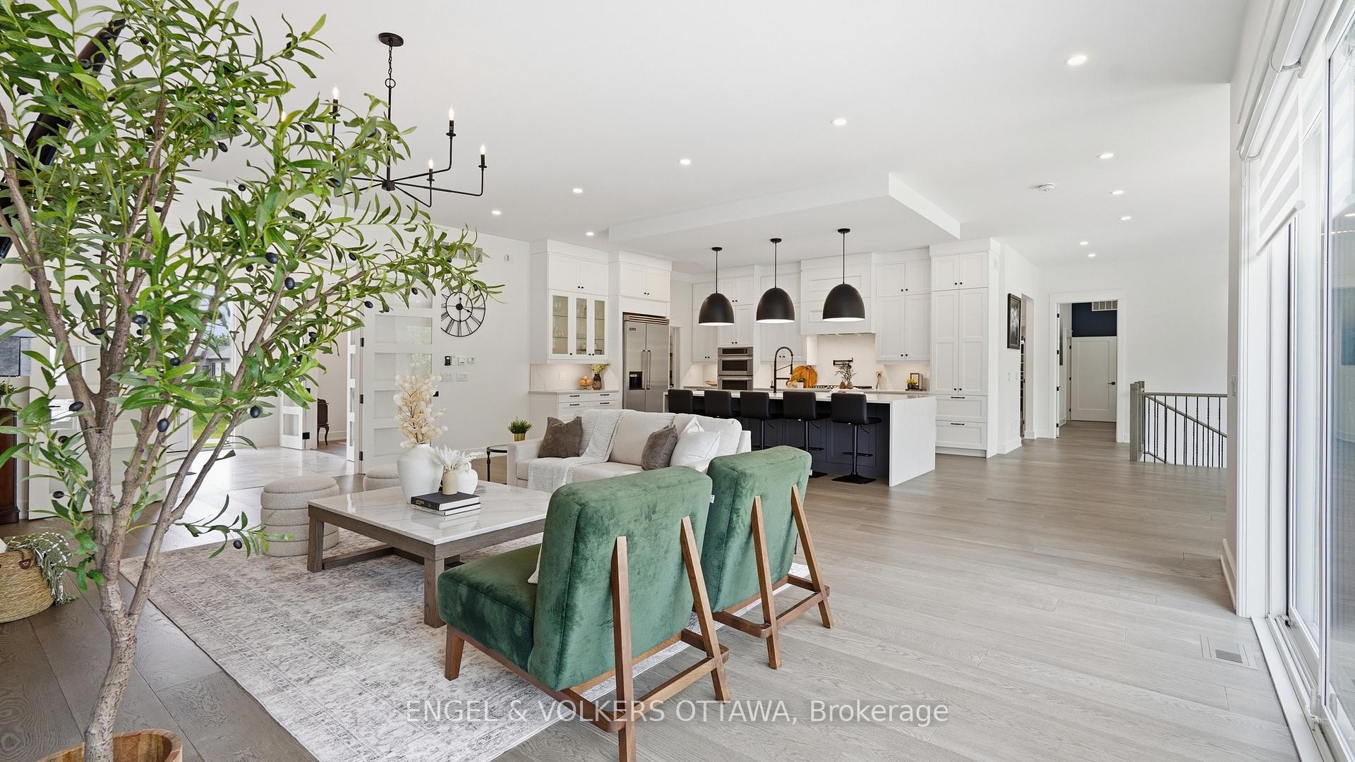 Photo 7 of 517-517B Shoreway Drive, Ottawa, Greely — HOMEH