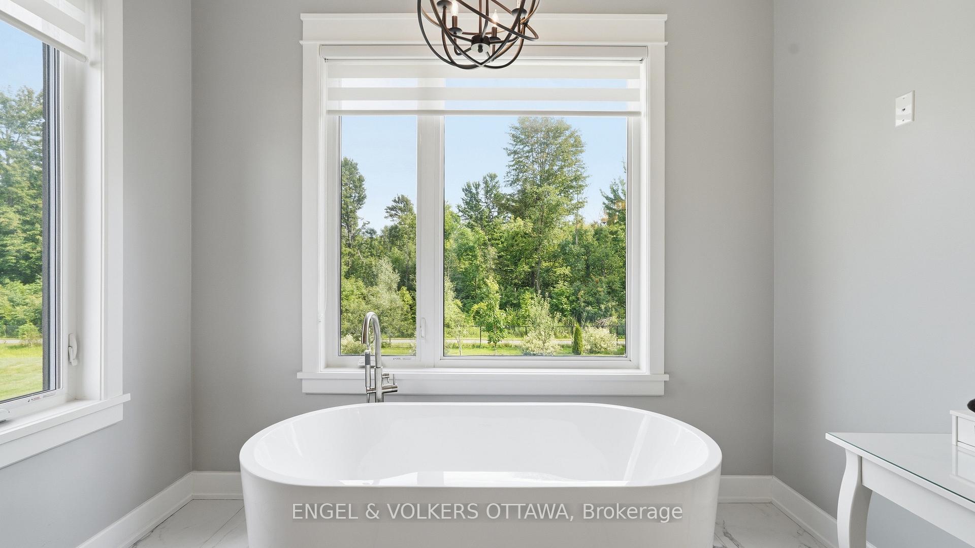 Photo 19 of 517-517B Shoreway Drive, Ottawa, Greely — HOMEH