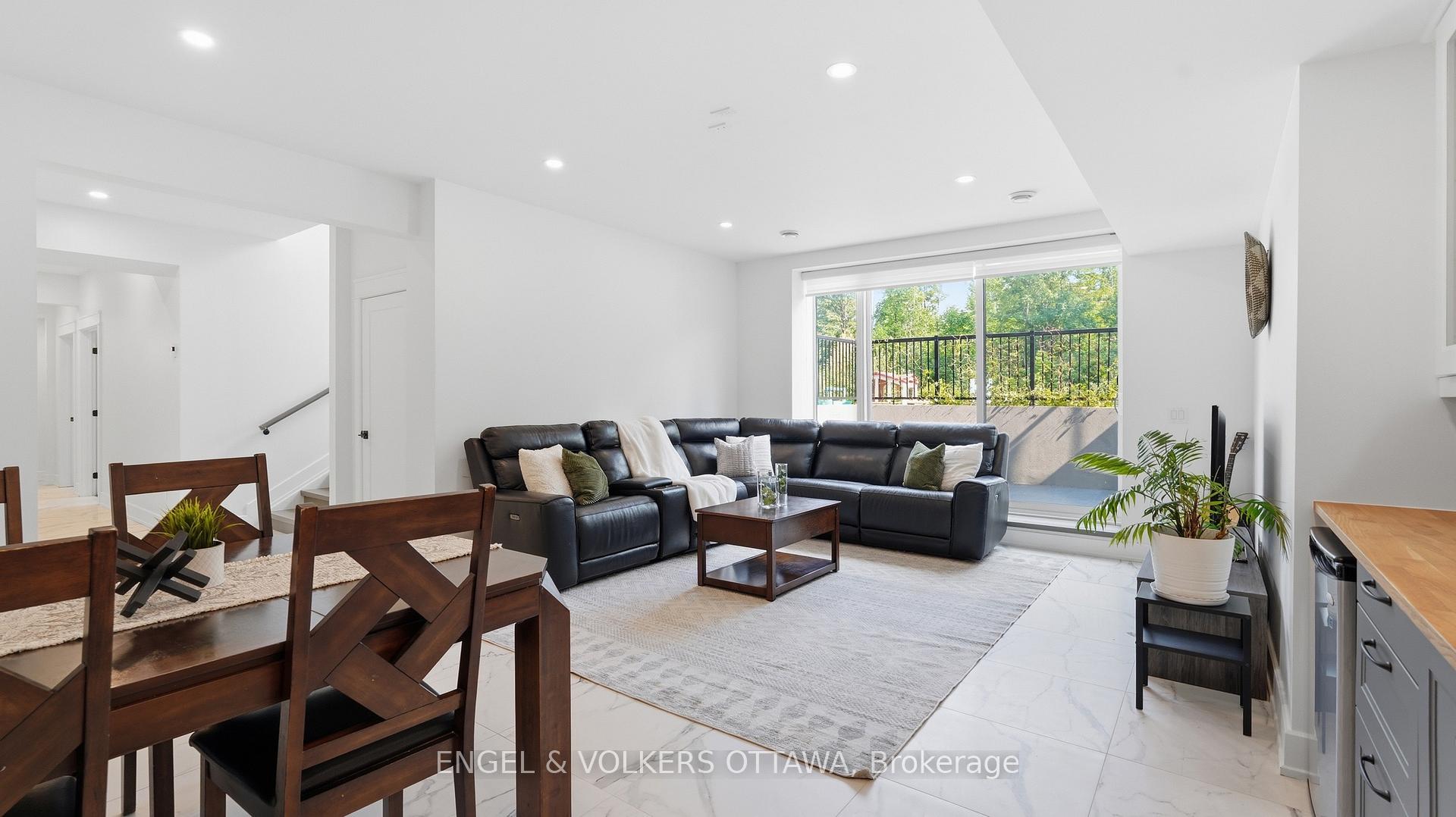 Photo 27 of 517-517B Shoreway Drive, Ottawa, Greely — HOMEH