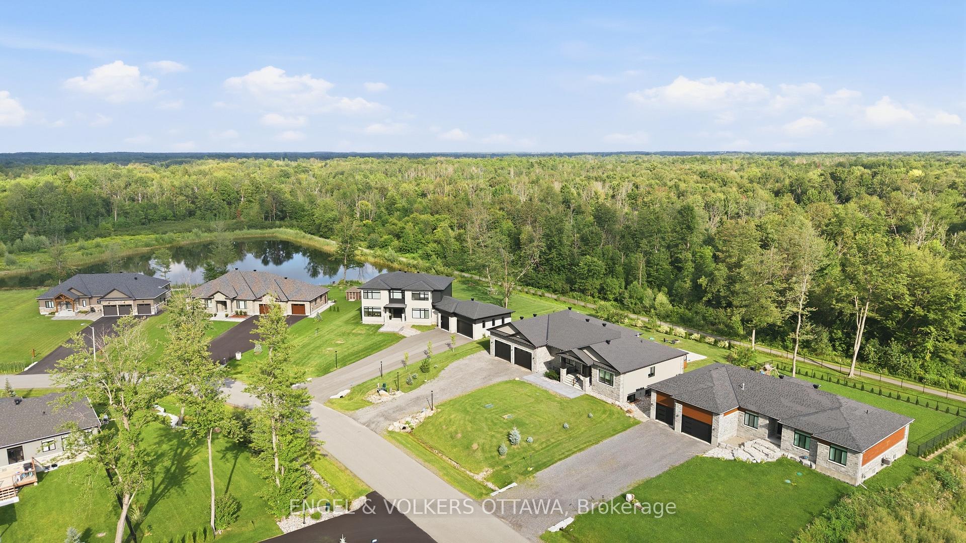 Photo 46 of 517-517B Shoreway Drive, Ottawa, Greely — HOMEH
