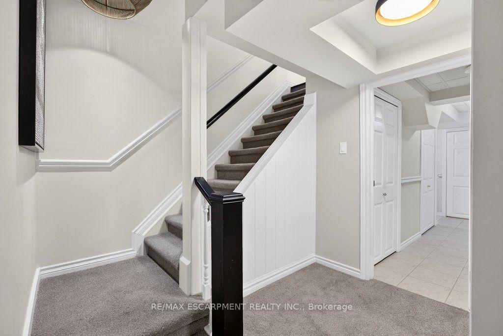 Photo 33 of 1417 Halifax Place, Burlington, Brant — HOMEH