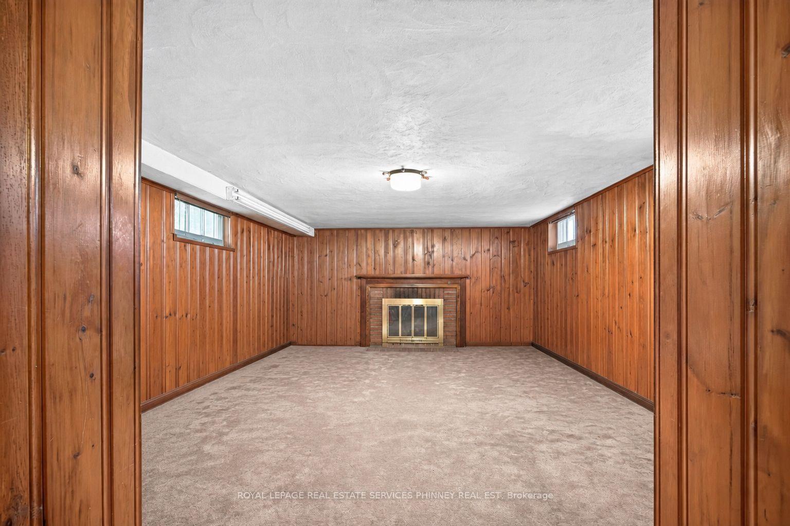 Photo 22 of 3947 Bloor Street W, Etobicoke, Islington-City Centre West — HOMEH