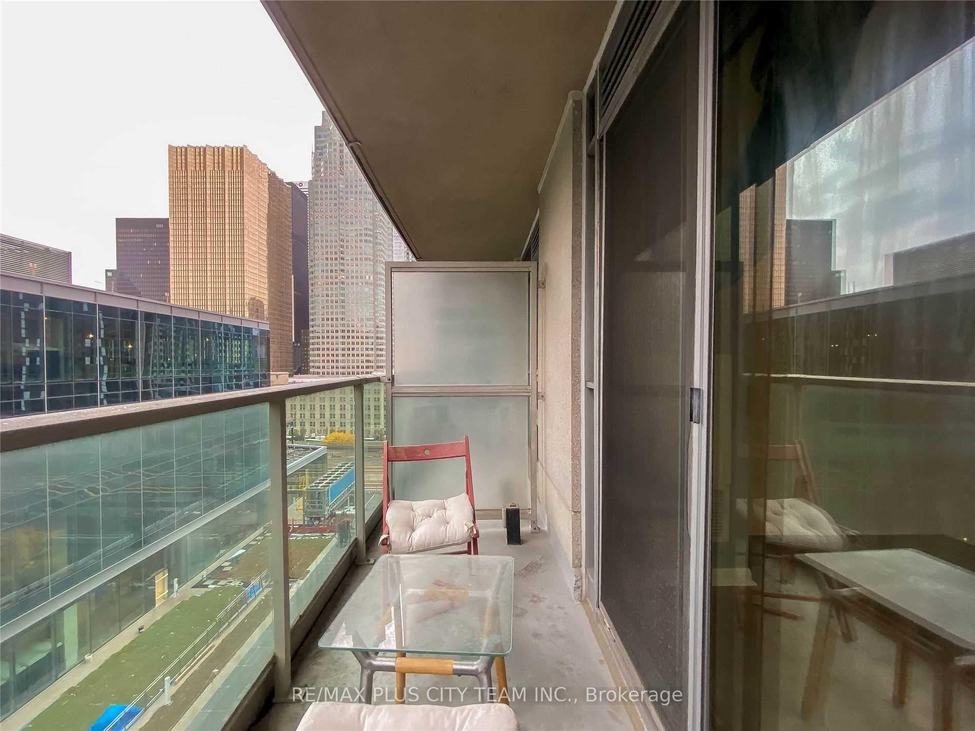 Photo 14 of Unit 1314, 18 Yonge Street, Toronto, Waterfront Communities — HOMEH