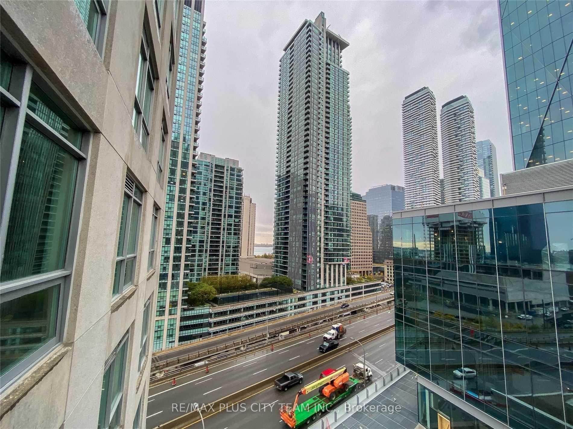 Photo 16 of Unit 1314, 18 Yonge Street, Toronto, Waterfront Communities — HOMEH