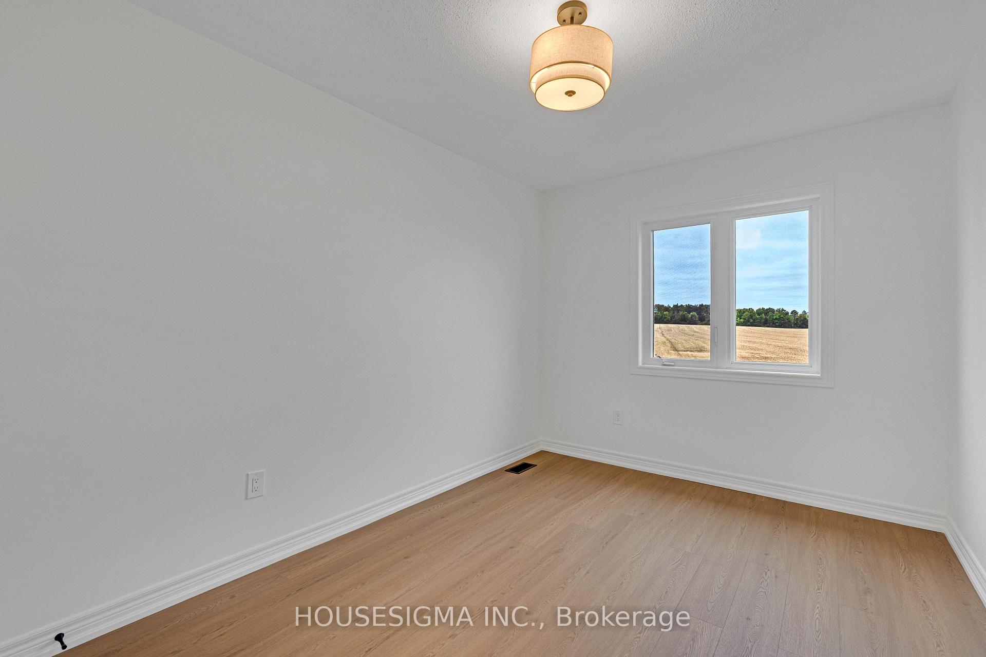 Photo 33 of 825 Cook Crescent, Shelburne — HOMEH