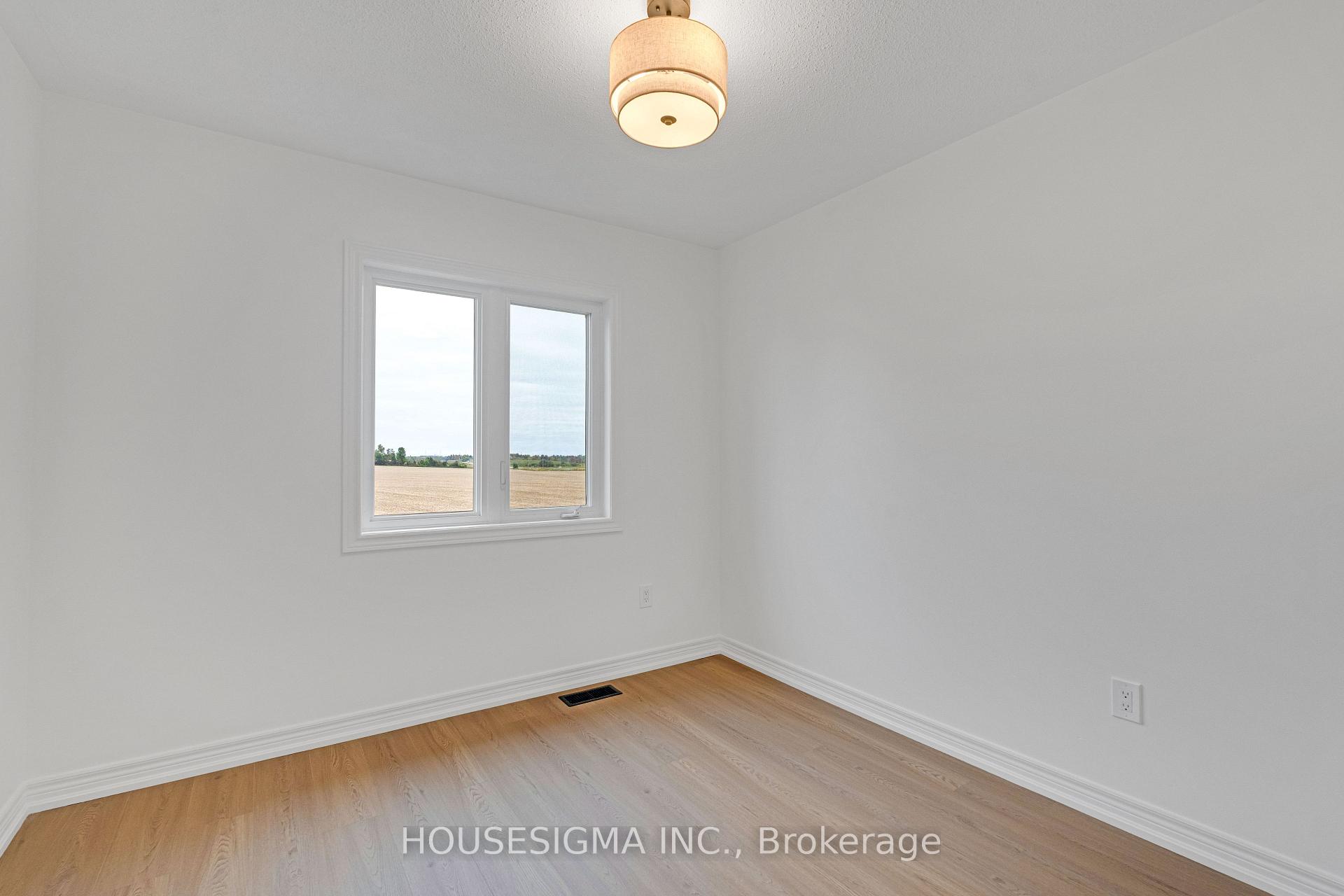 Photo 35 of 825 Cook Crescent, Shelburne — HOMEH