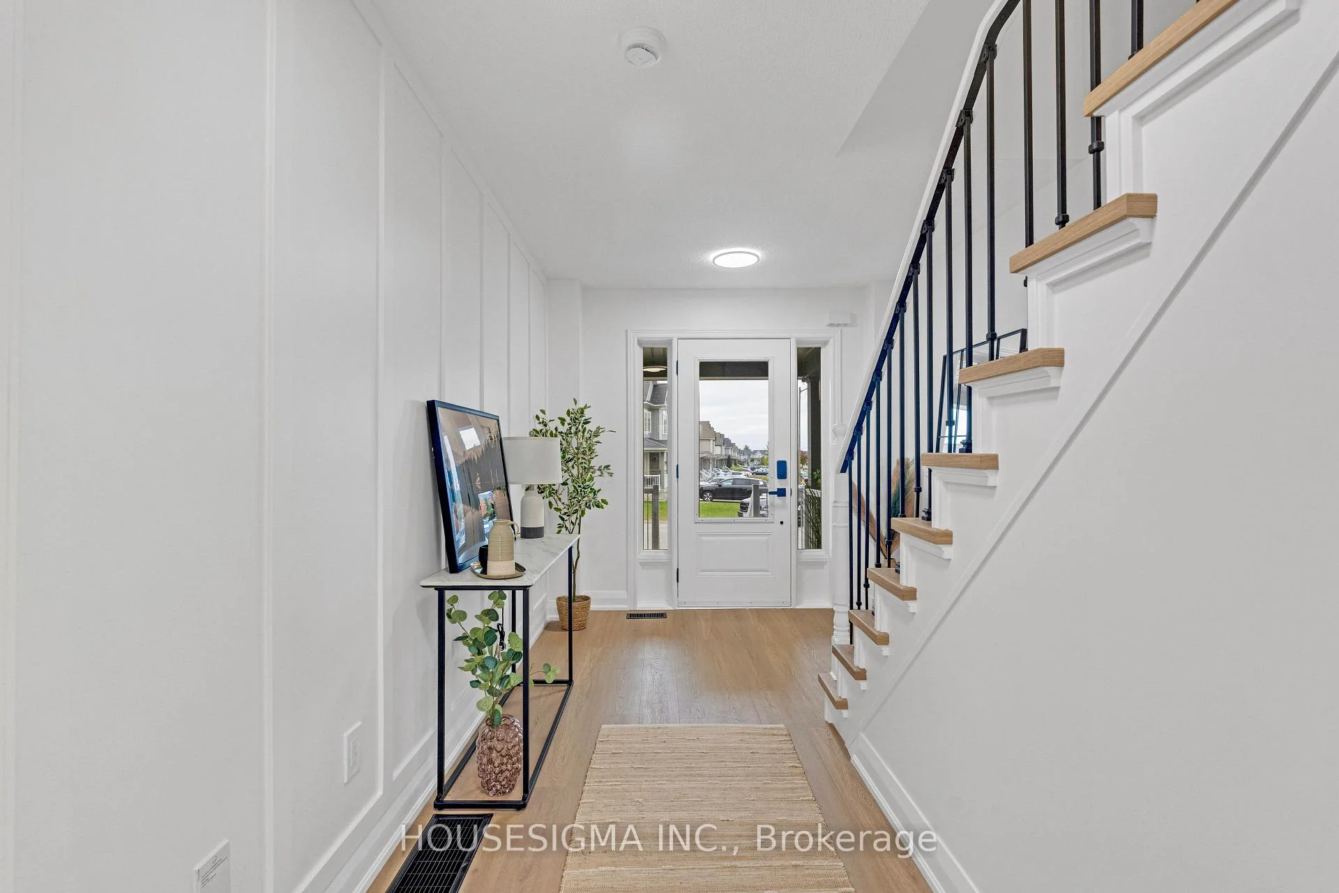 Photo 5 of 825 Cook Crescent, Shelburne — HOMEH