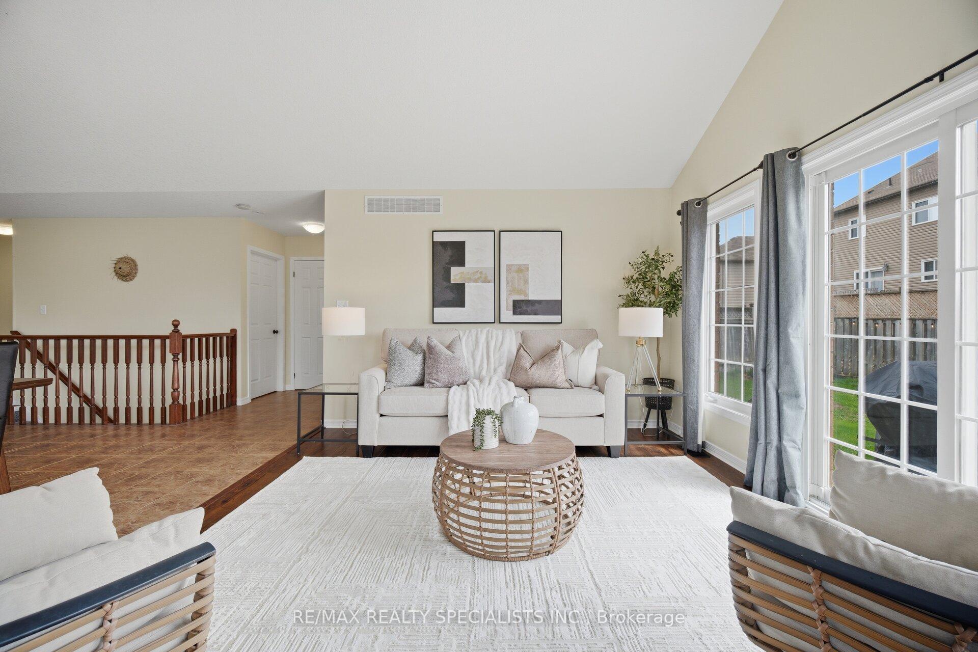 Photo 18 of 650 Reid Crescent, North Perth, Listowel — HOMEH