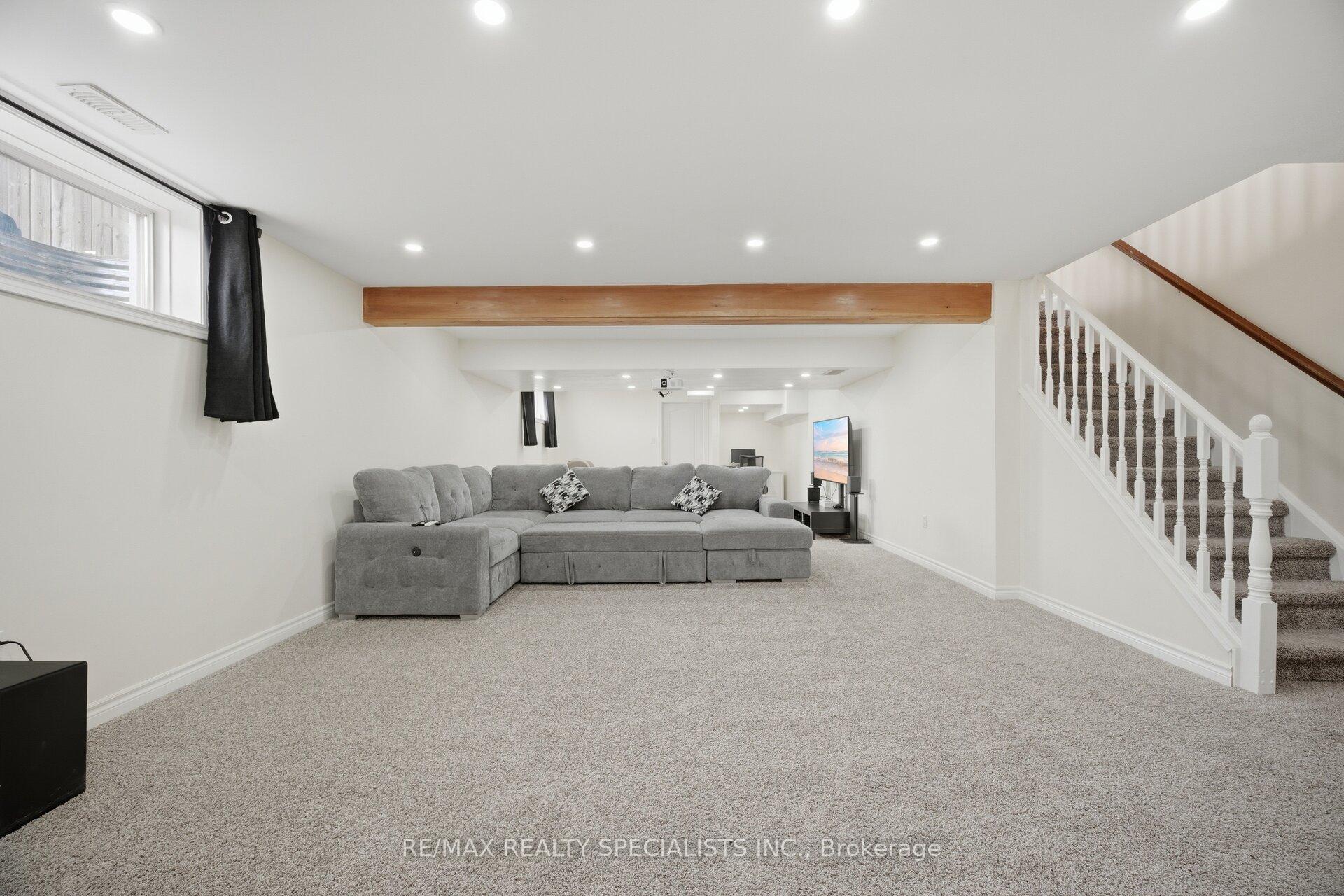 Photo 35 of 650 Reid Crescent, North Perth, Listowel — HOMEH
