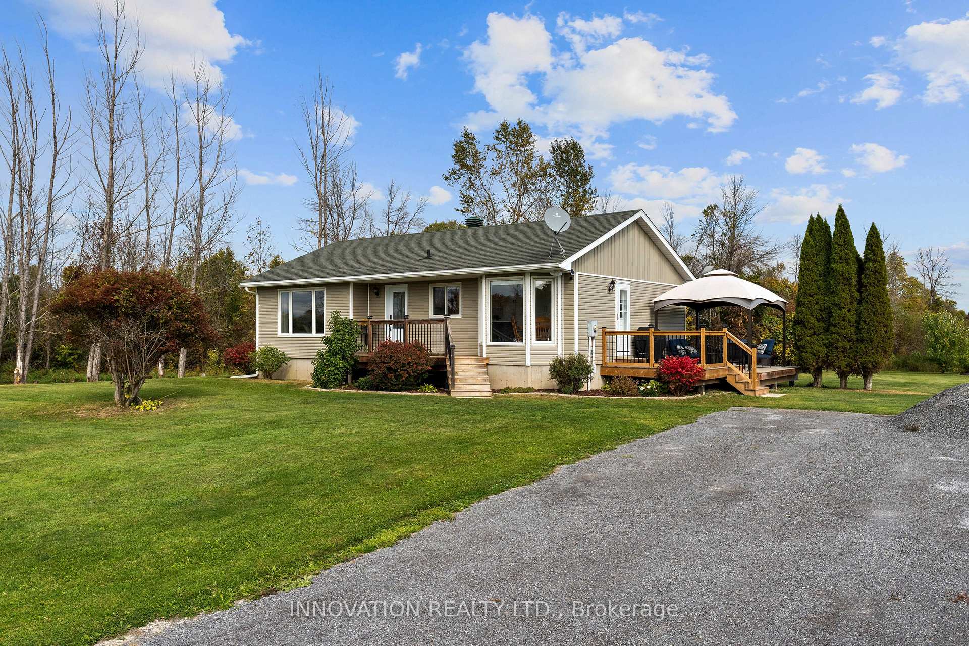 Photo 5 of 1084 Stewartville Road, McNab/Braeside, Mcnab/Braeside Twps — HOMEH
