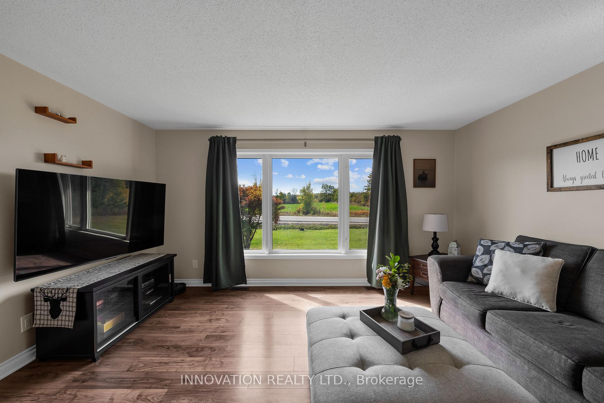 Photo 9 of 1084 Stewartville Road, McNab/Braeside, Mcnab/Braeside Twps — HOMEH
