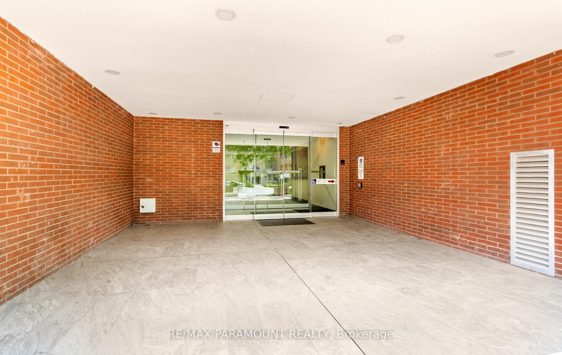 Photo 5 of Unit 303, 1881 Jane Street, North York, Rustic — HOMEH