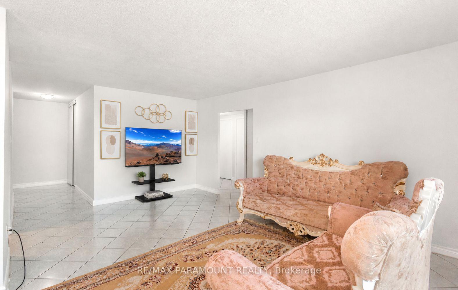 Photo 22 of Unit 303, 1881 Jane Street, North York, Rustic — HOMEH