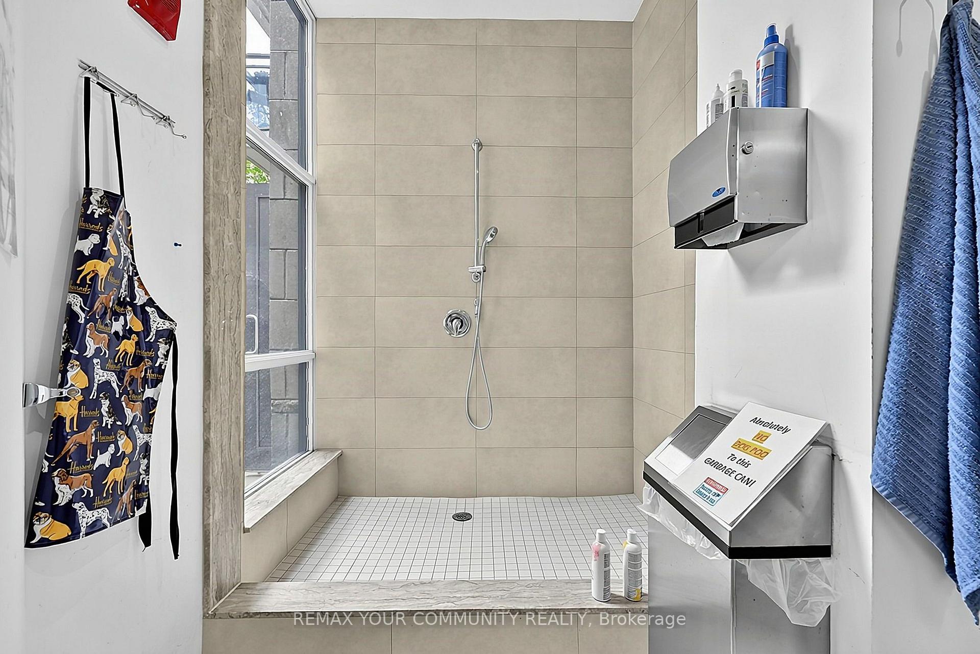 Photo 19 of Unit 222, 111 Civic Square Gate, Aurora, Bayview Wellington — HOMEH
