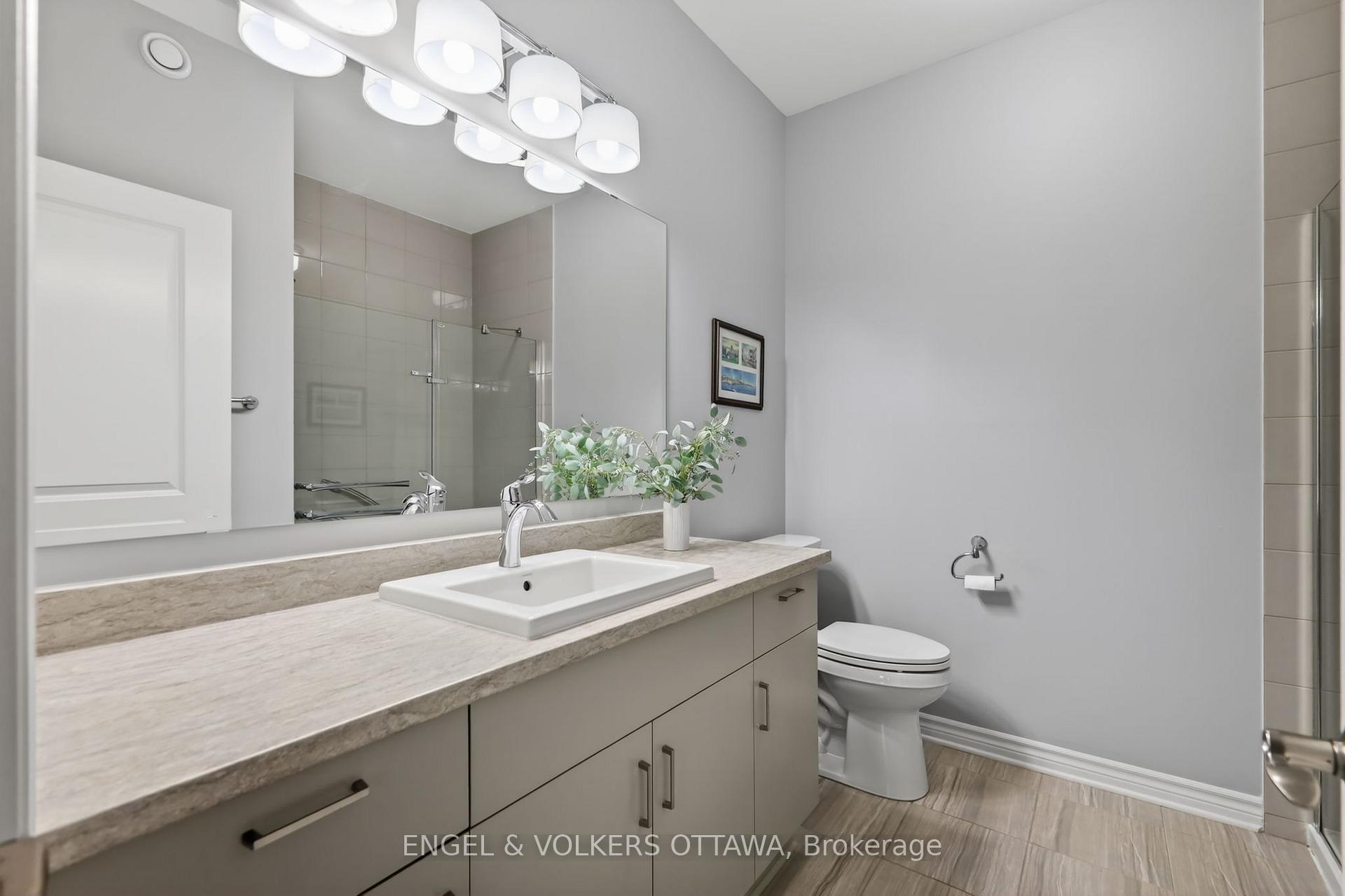 Photo 15 of 871 Tewin Circle, Ottawa, Camelot — HOMEH