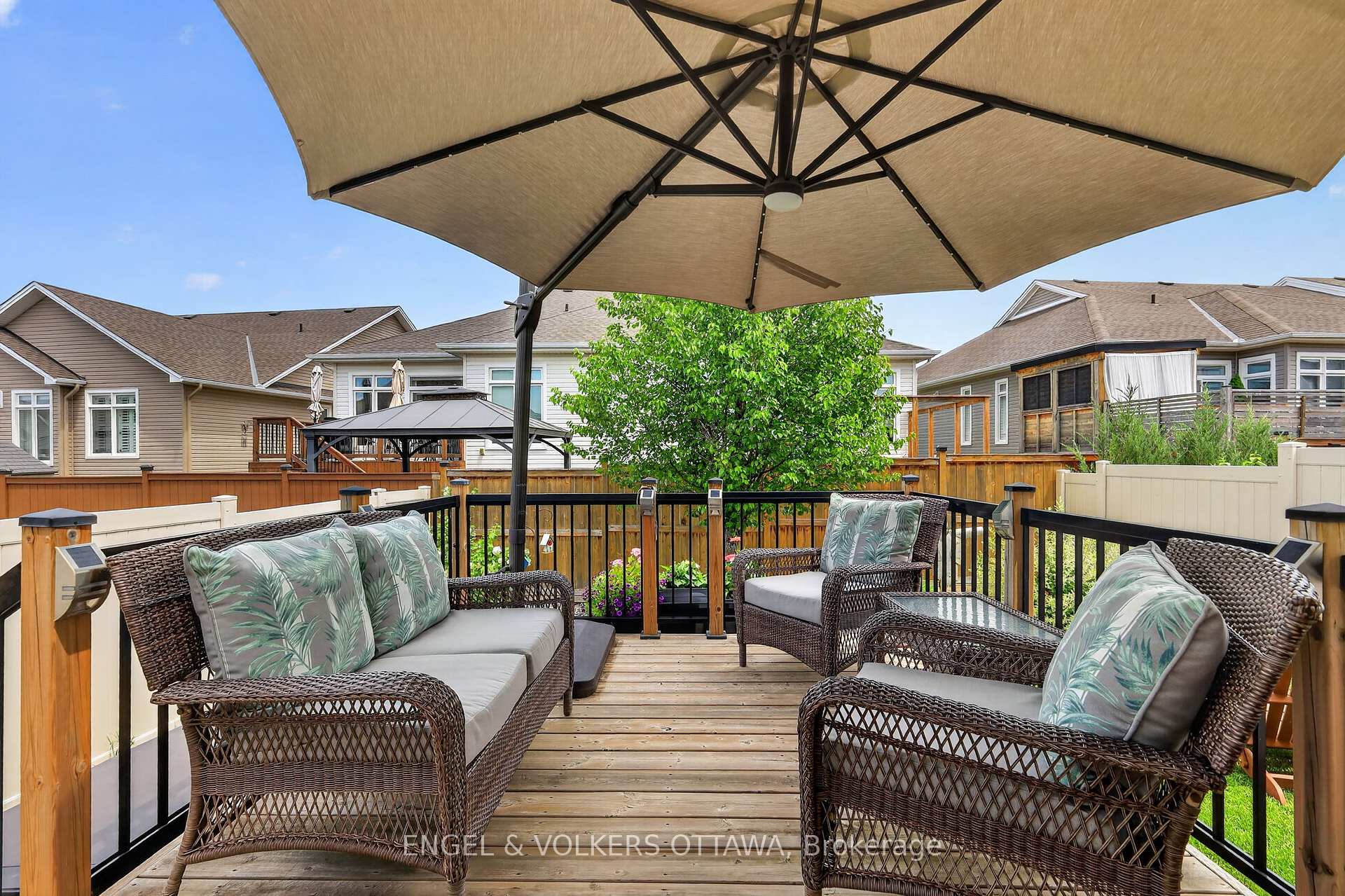 Photo 30 of 871 Tewin Circle, Ottawa, Camelot — HOMEH