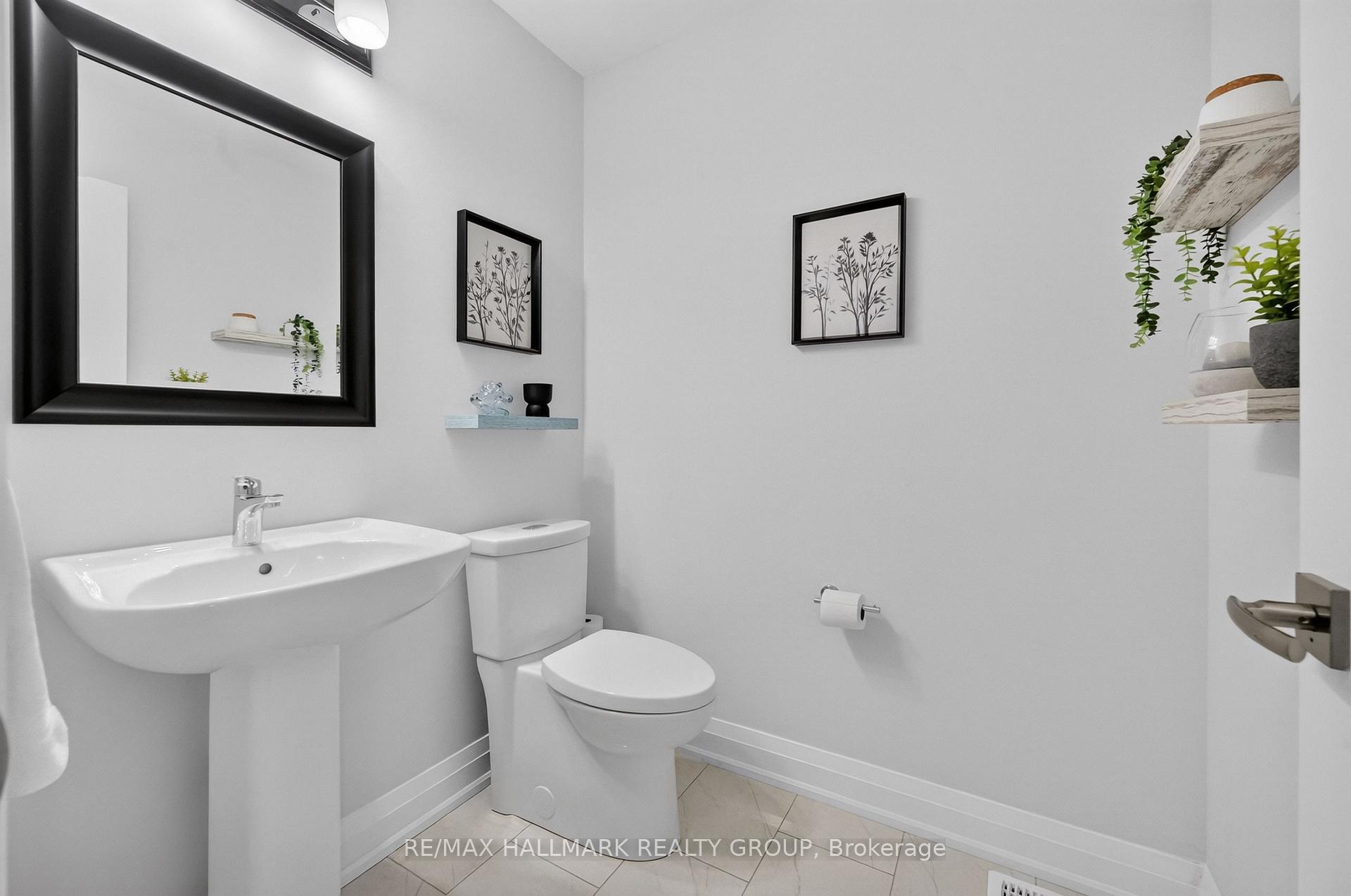 Photo 12 of 102 Aquarium Avenue, Ottawa, Avalon West — HOMEH