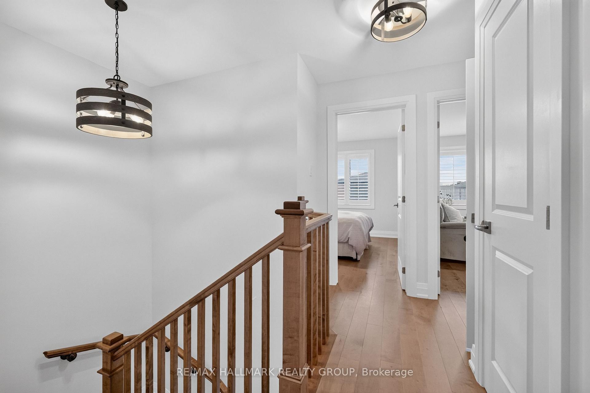 Photo 13 of 102 Aquarium Avenue, Ottawa, Avalon West — HOMEH