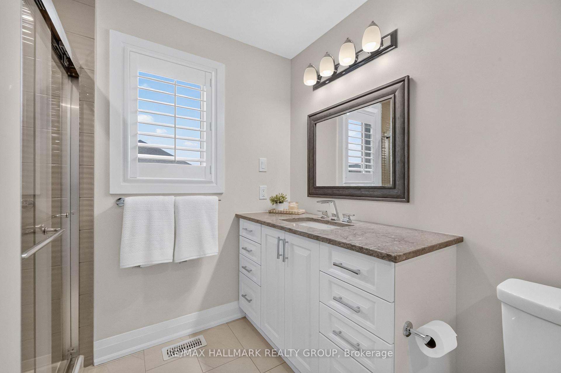 Photo 16 of 102 Aquarium Avenue, Ottawa, Avalon West — HOMEH